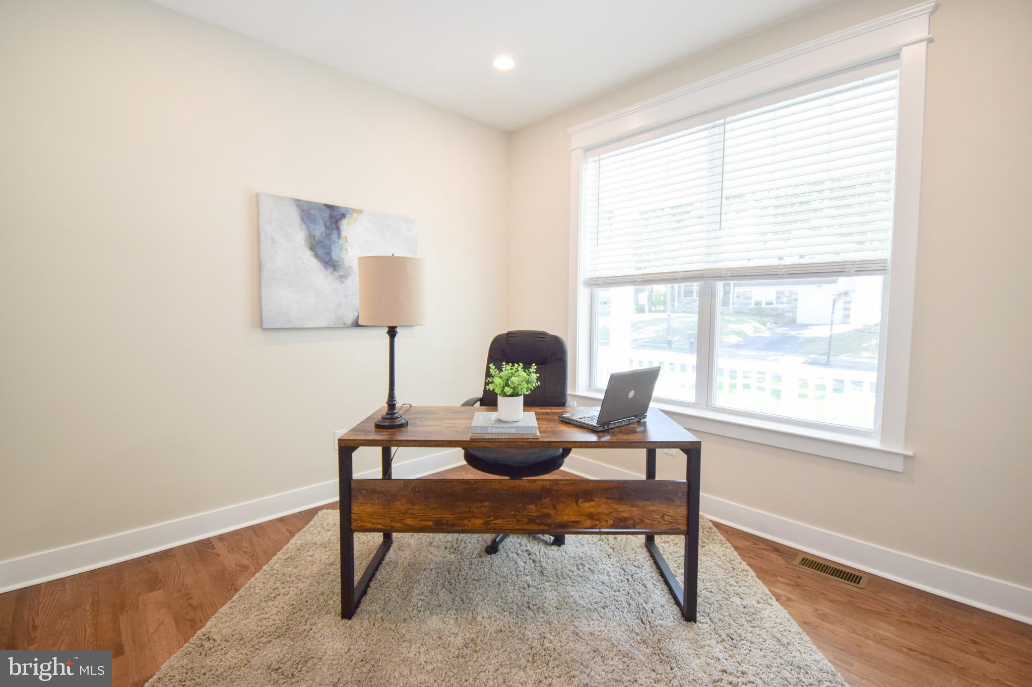 GLENSIDE - Residential