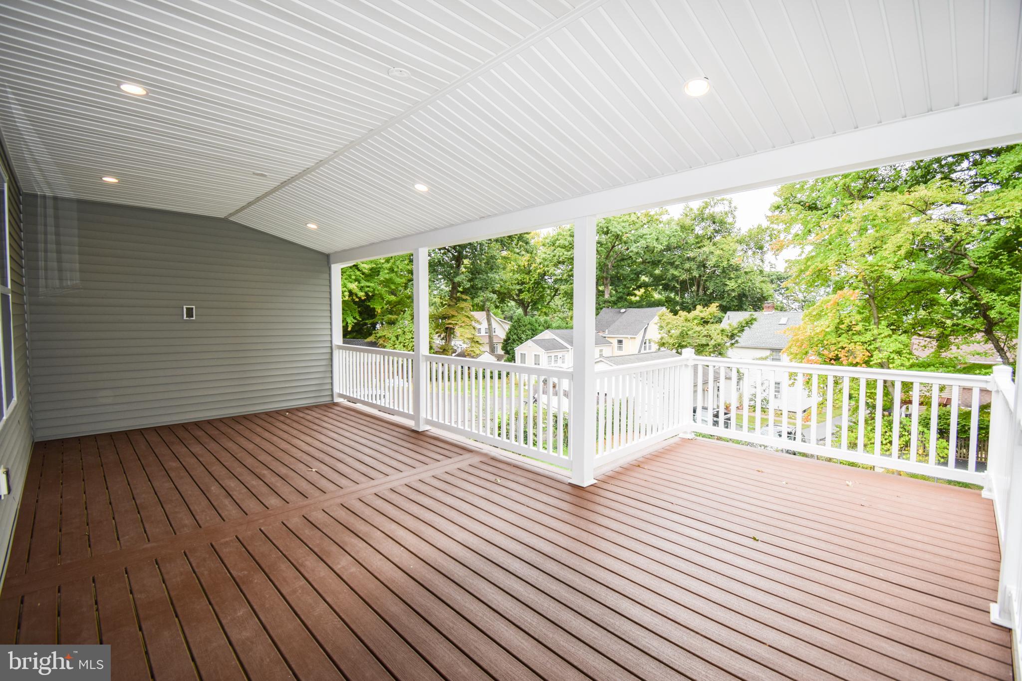 GLENSIDE - Residential