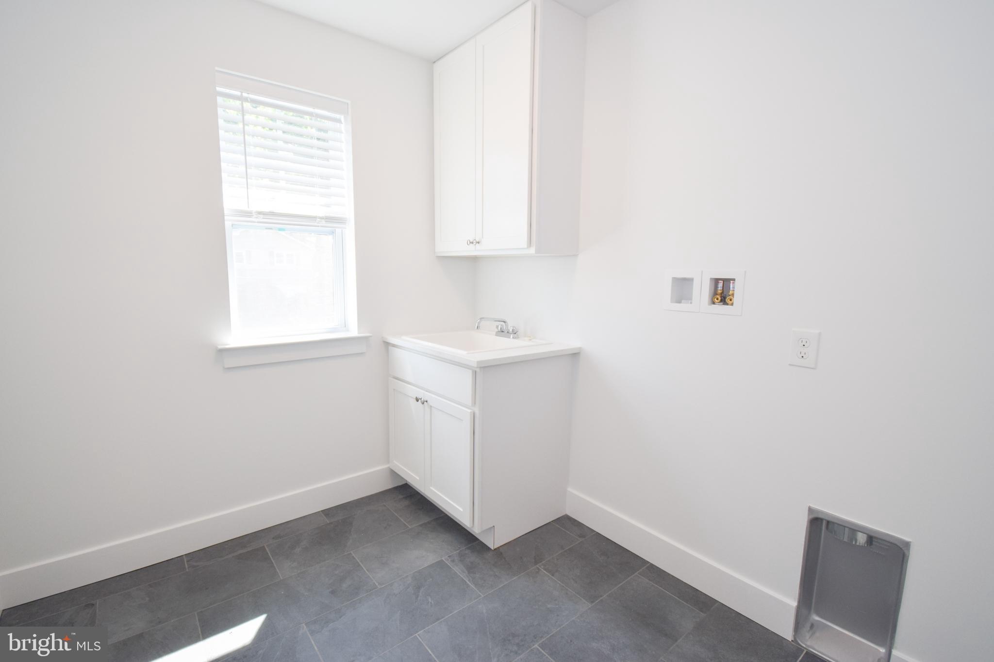 GLENSIDE - Residential