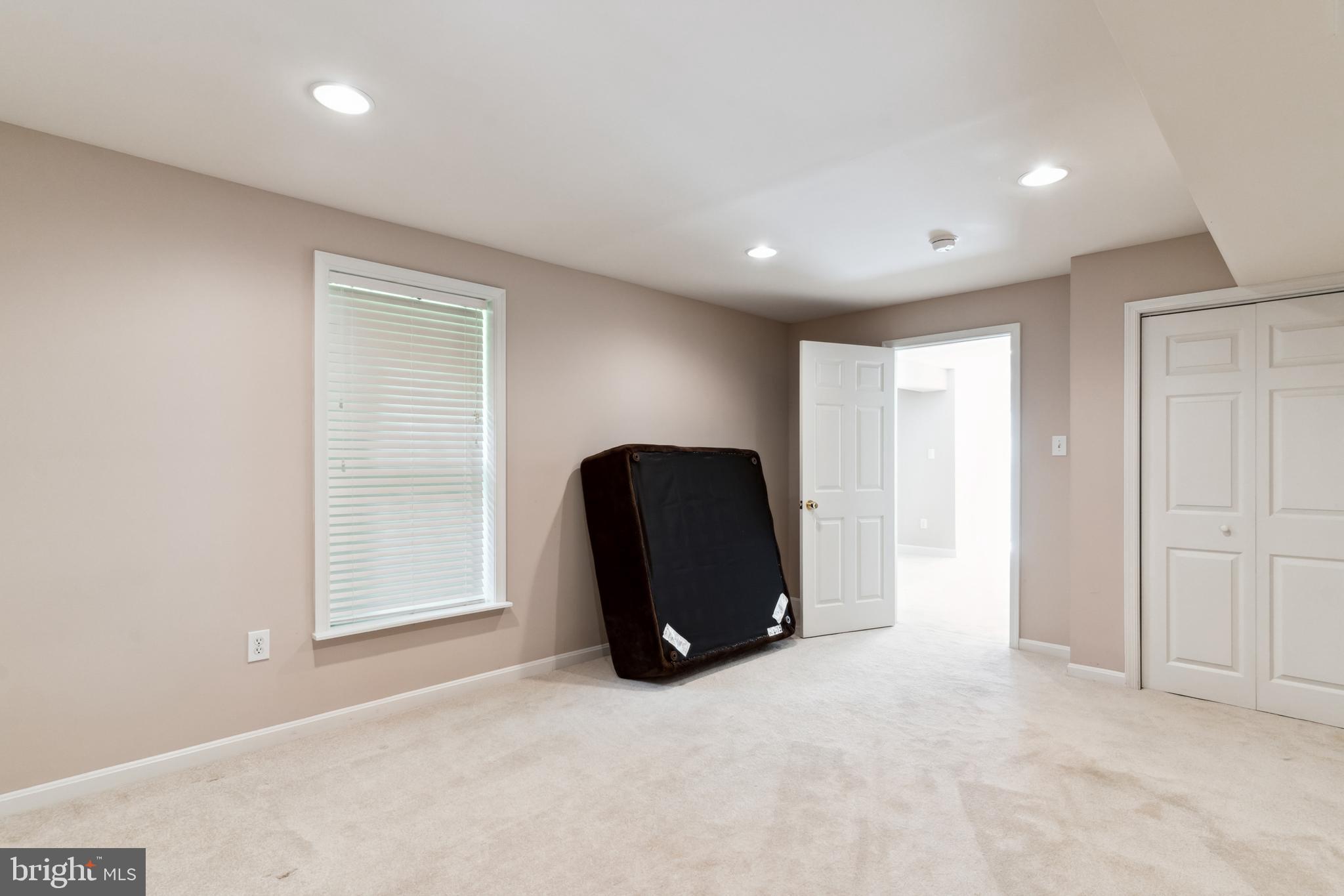 KINGSVIEW SUB - Residential