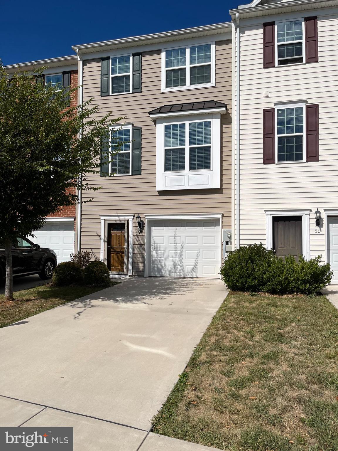For Lease: 3-bedroom, 2-bathroom townhouse in the desirable Cambridge Crossing community offering 1680 square feet of living space. Recently repainted with new flooring in the rec room, enclosed washer and dryer, freshly stained deck, stainless steel kitchen appliances. The kitchen also features a spacious island and dining area. The $70 monthly HOA fee covers convenient lawn care and snow plowing. With easy access to commuter routes 15, 30, 34, 116, and 97, this townhouse is located just minutes from the historic Gettysburg Borough, offering both convenience and charm. Don't miss the opportunity to lease this modern, very clean, well maintained home in a prime location!