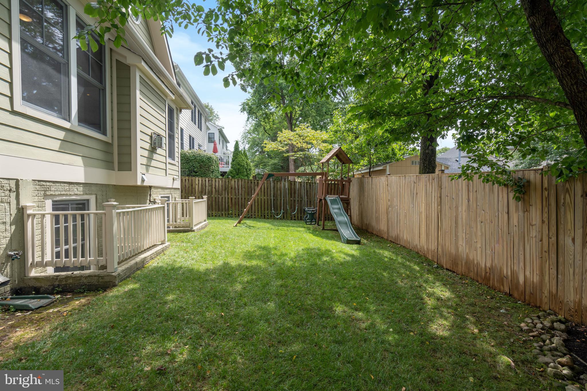 BERKSHIRE OAKWOOD - Residential