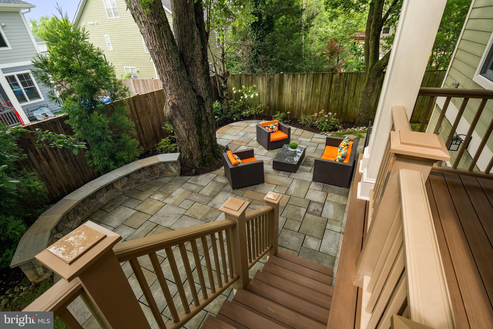 BERKSHIRE OAKWOOD - Residential