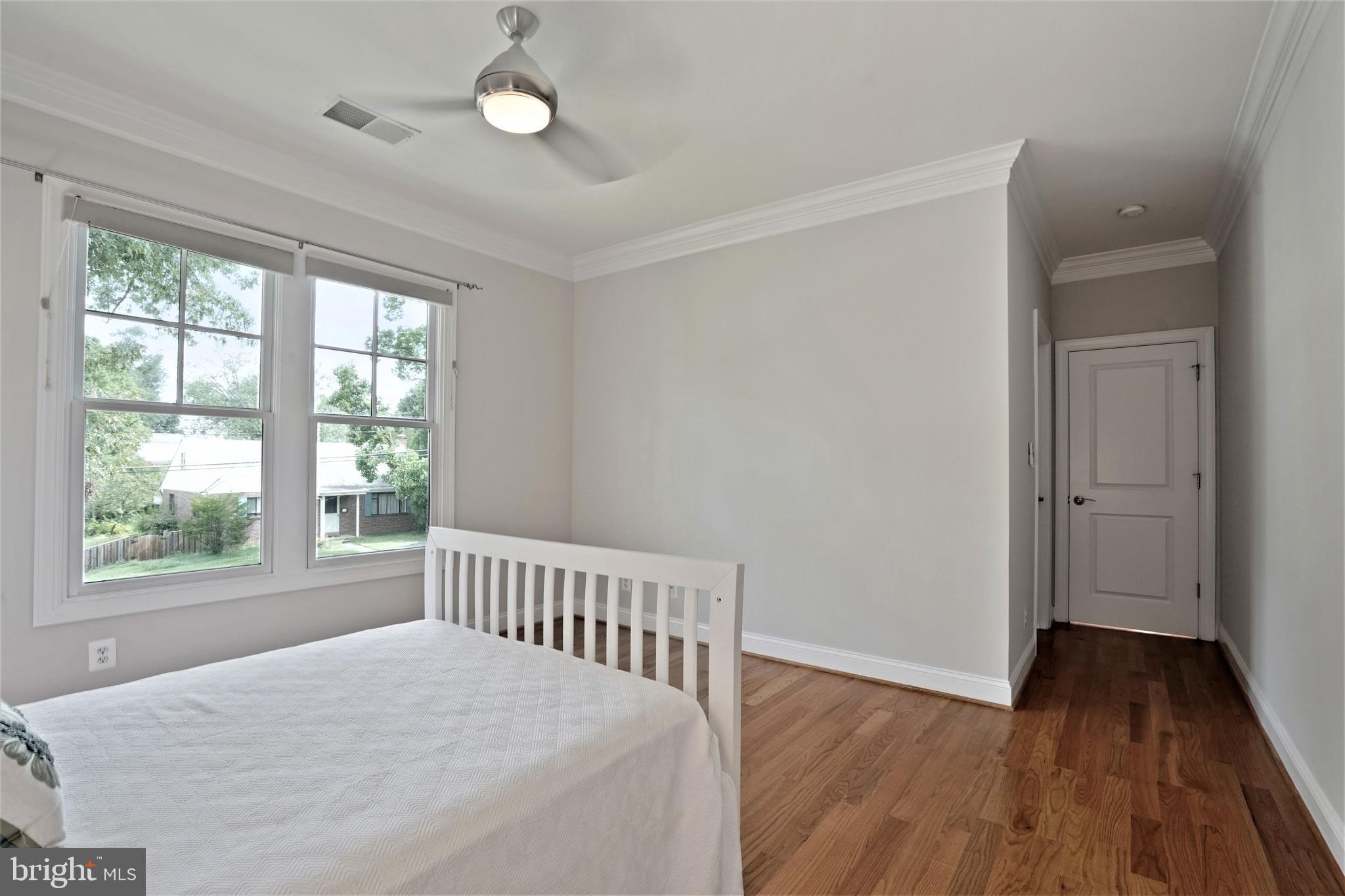 BERKSHIRE OAKWOOD - Residential