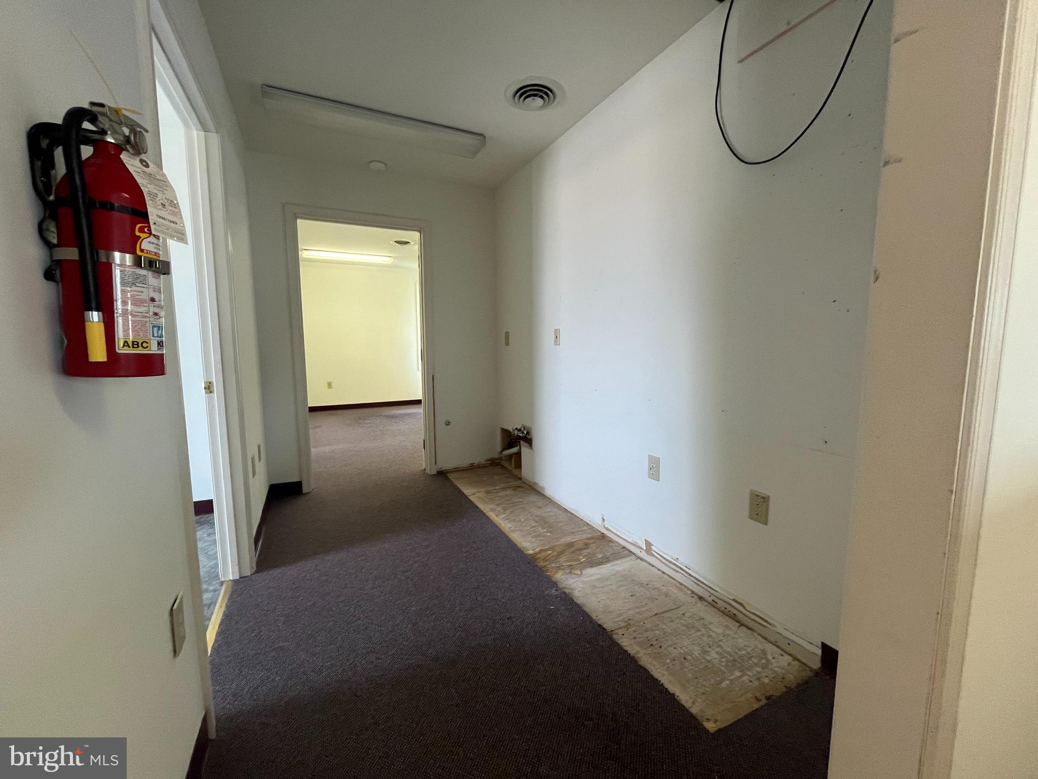 WASHINGTON TWP - Commercial Lease