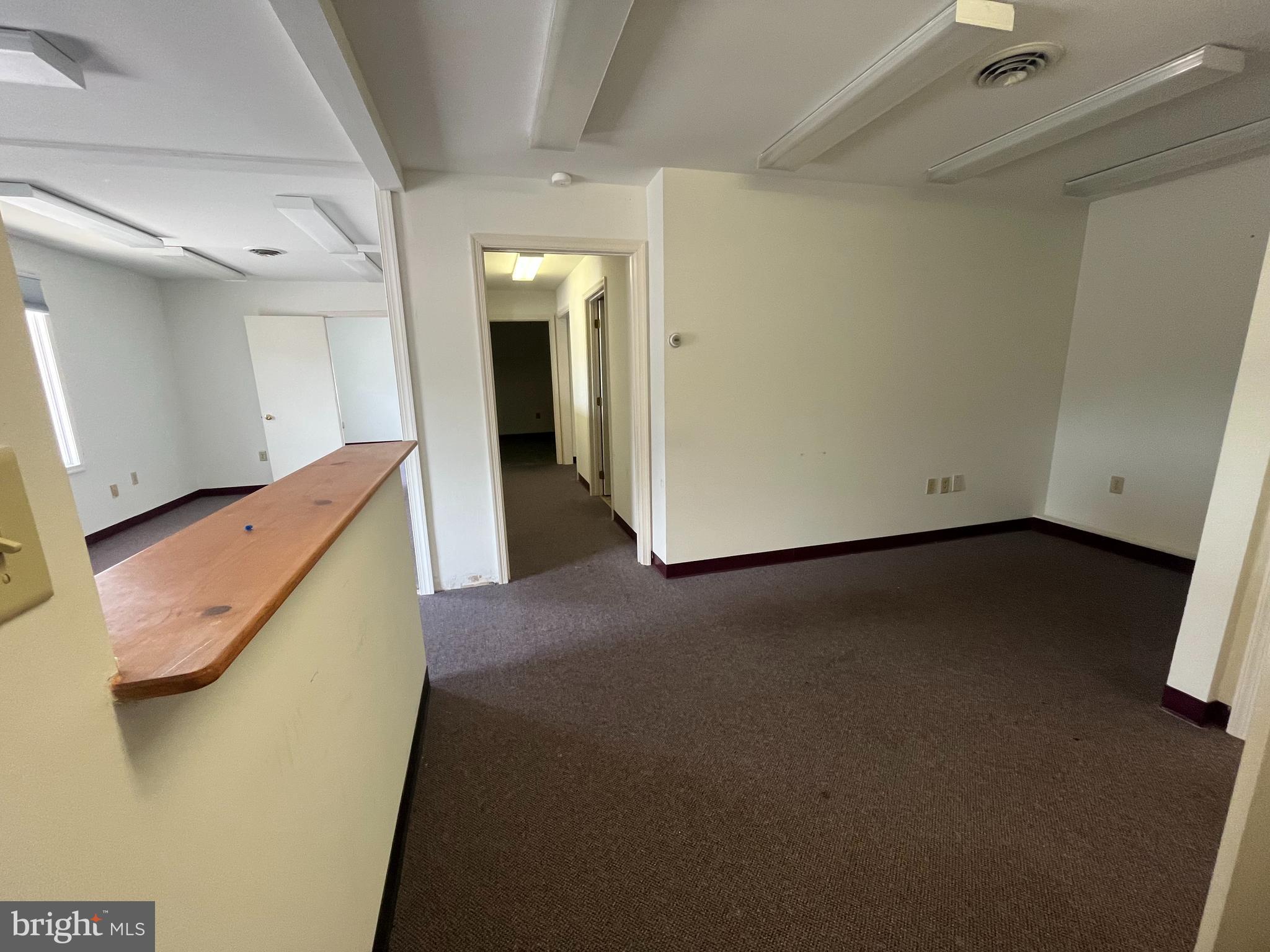 WASHINGTON TWP - Commercial Lease