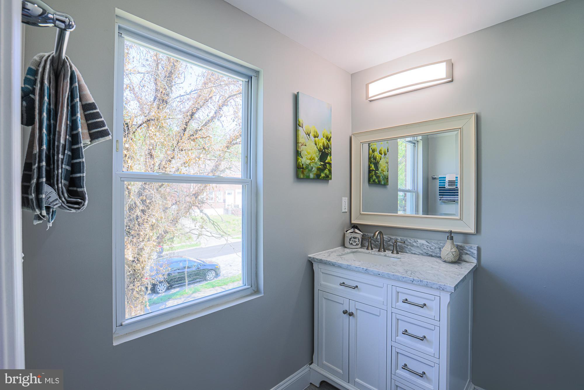 WINDSOR HILLS - Residential