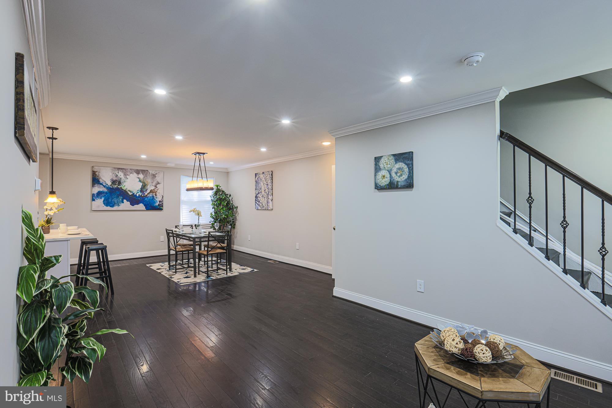 WINDSOR HILLS - Residential