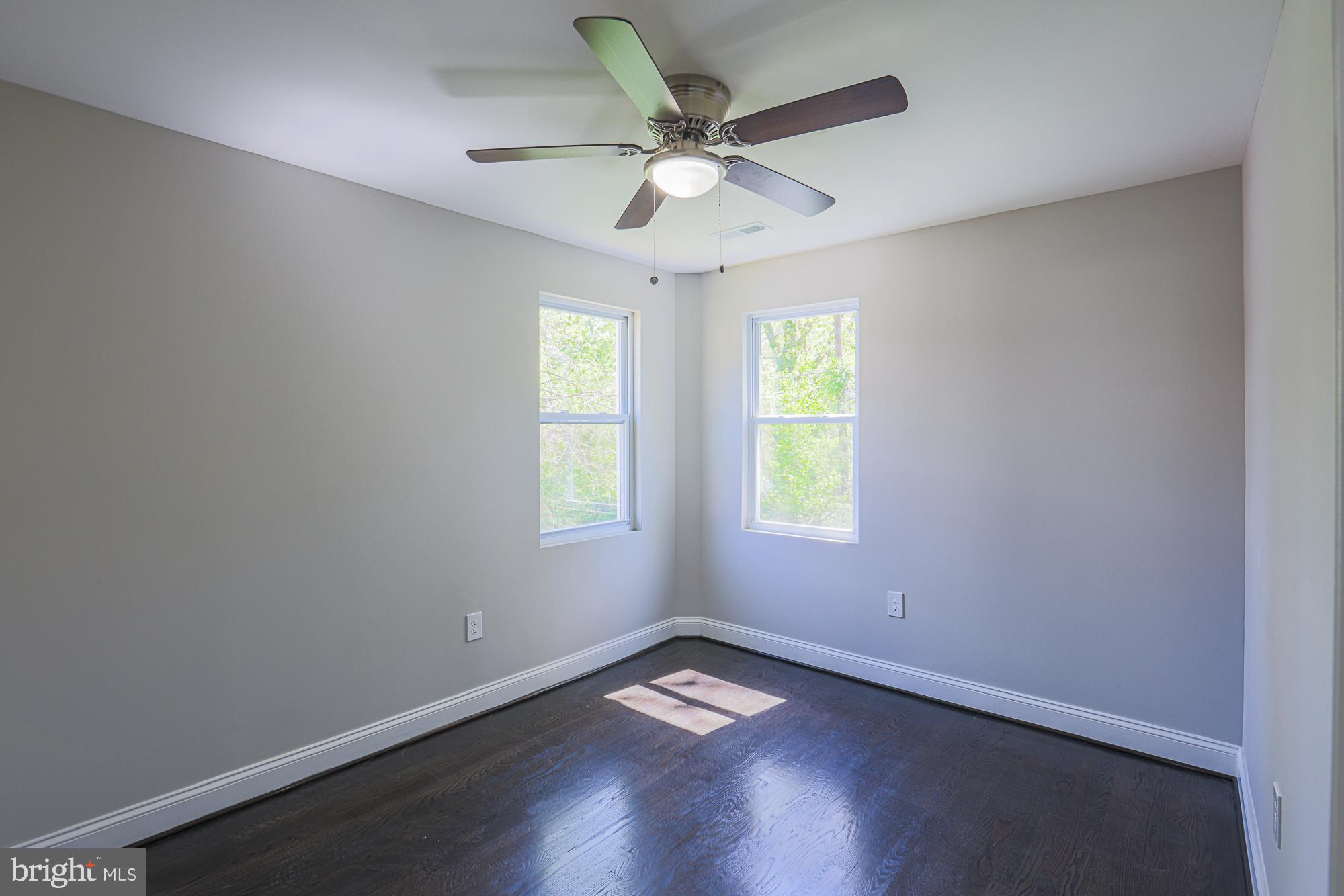 WINDSOR HILLS - Residential