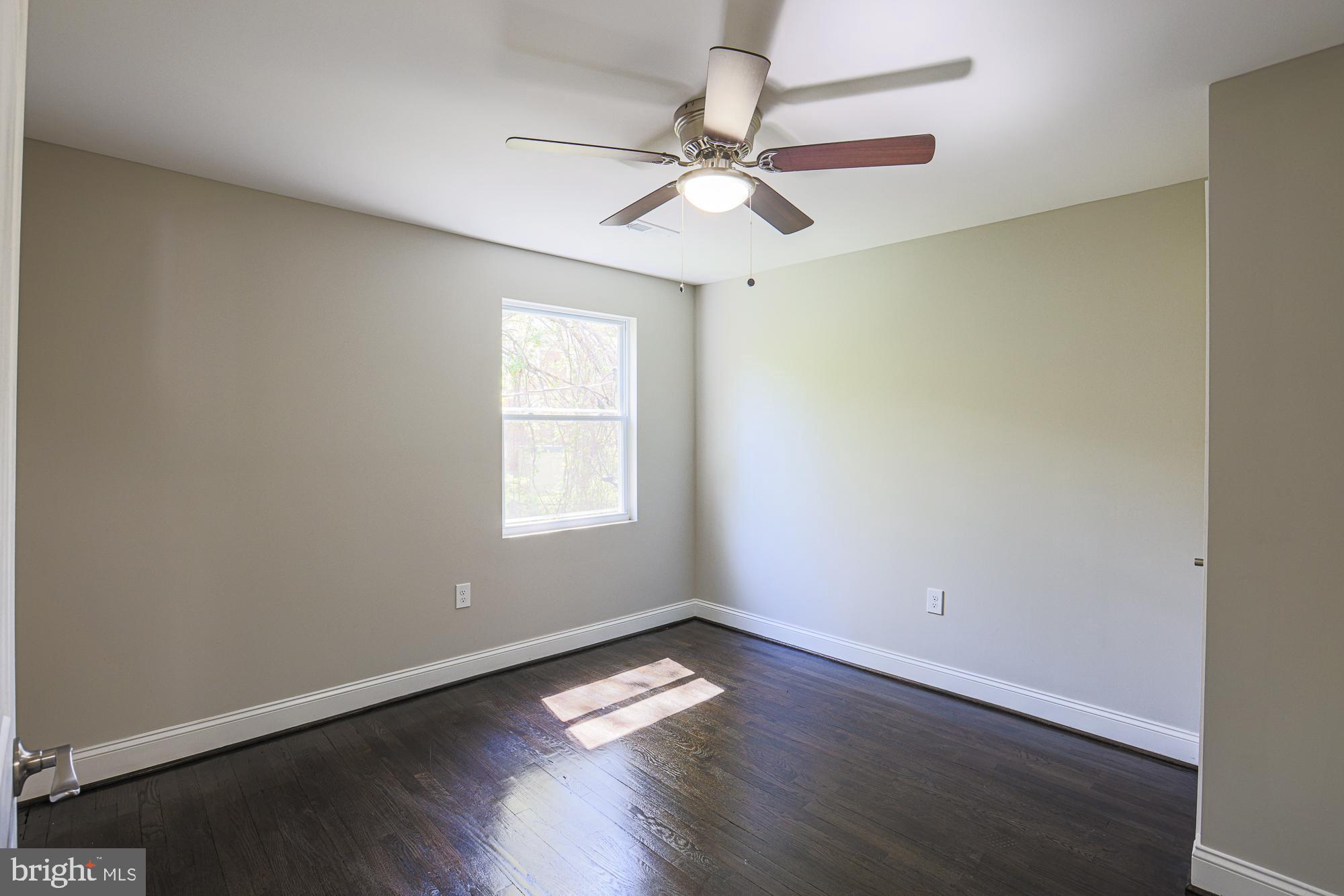 WINDSOR HILLS - Residential