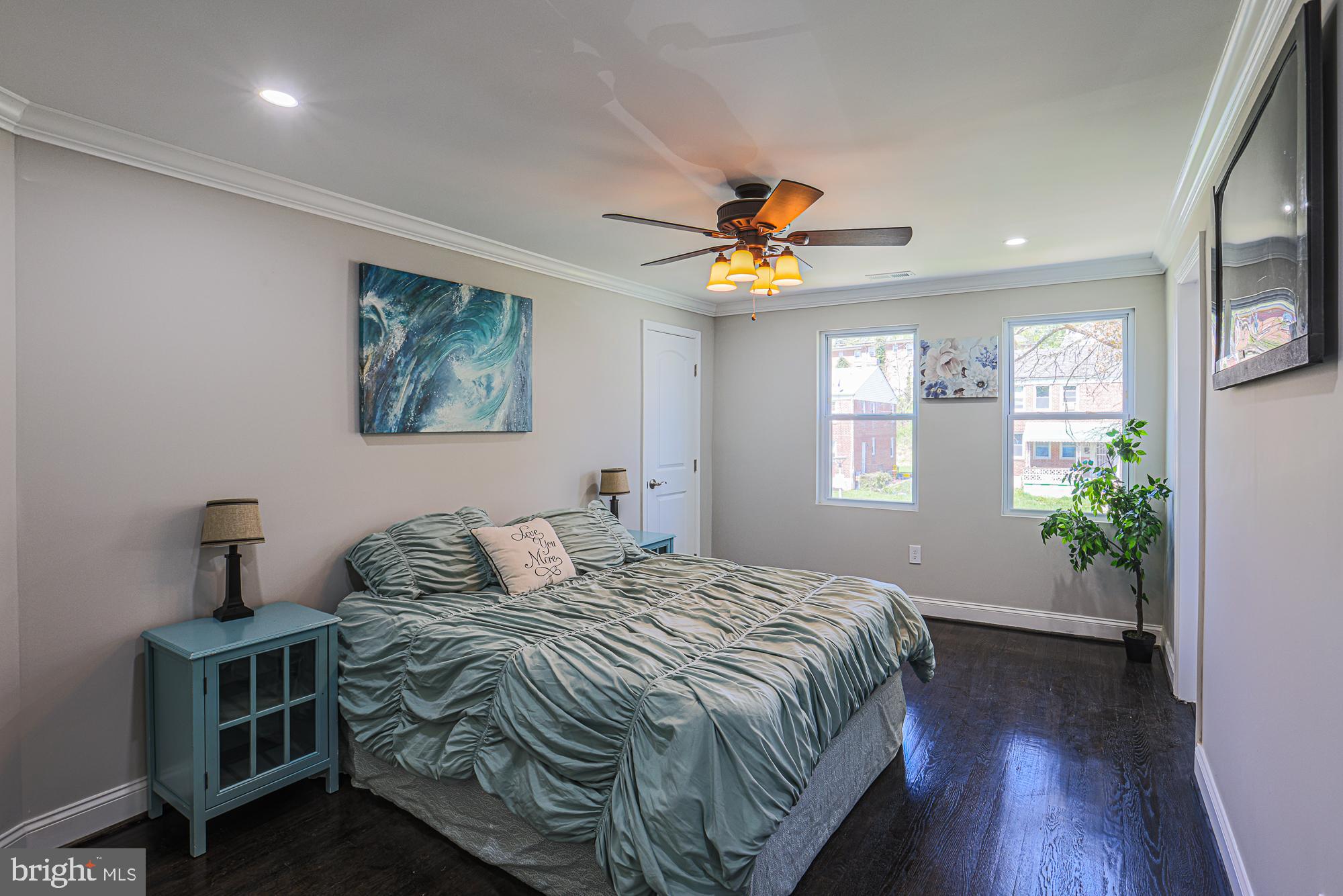 WINDSOR HILLS - Residential