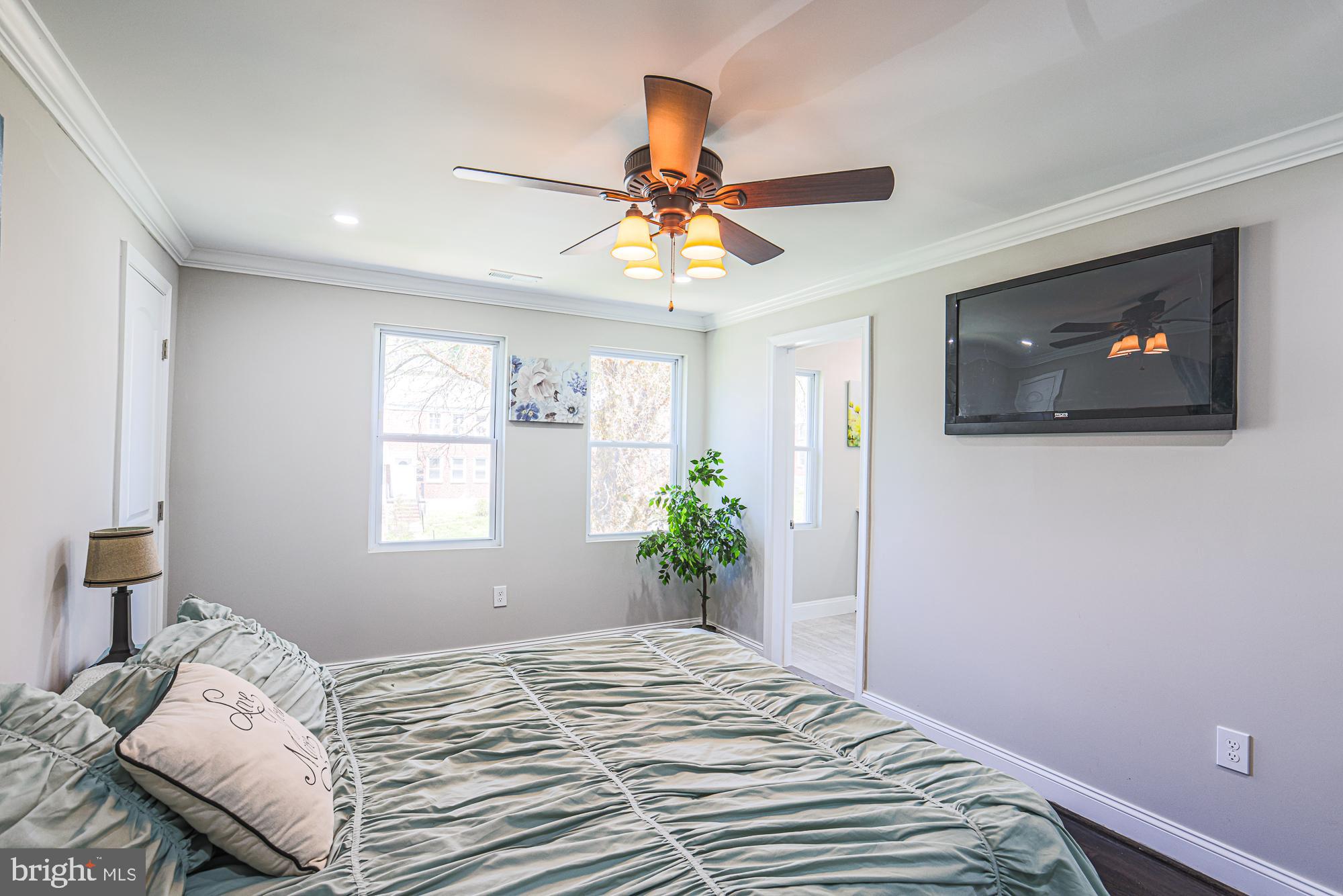 WINDSOR HILLS - Residential