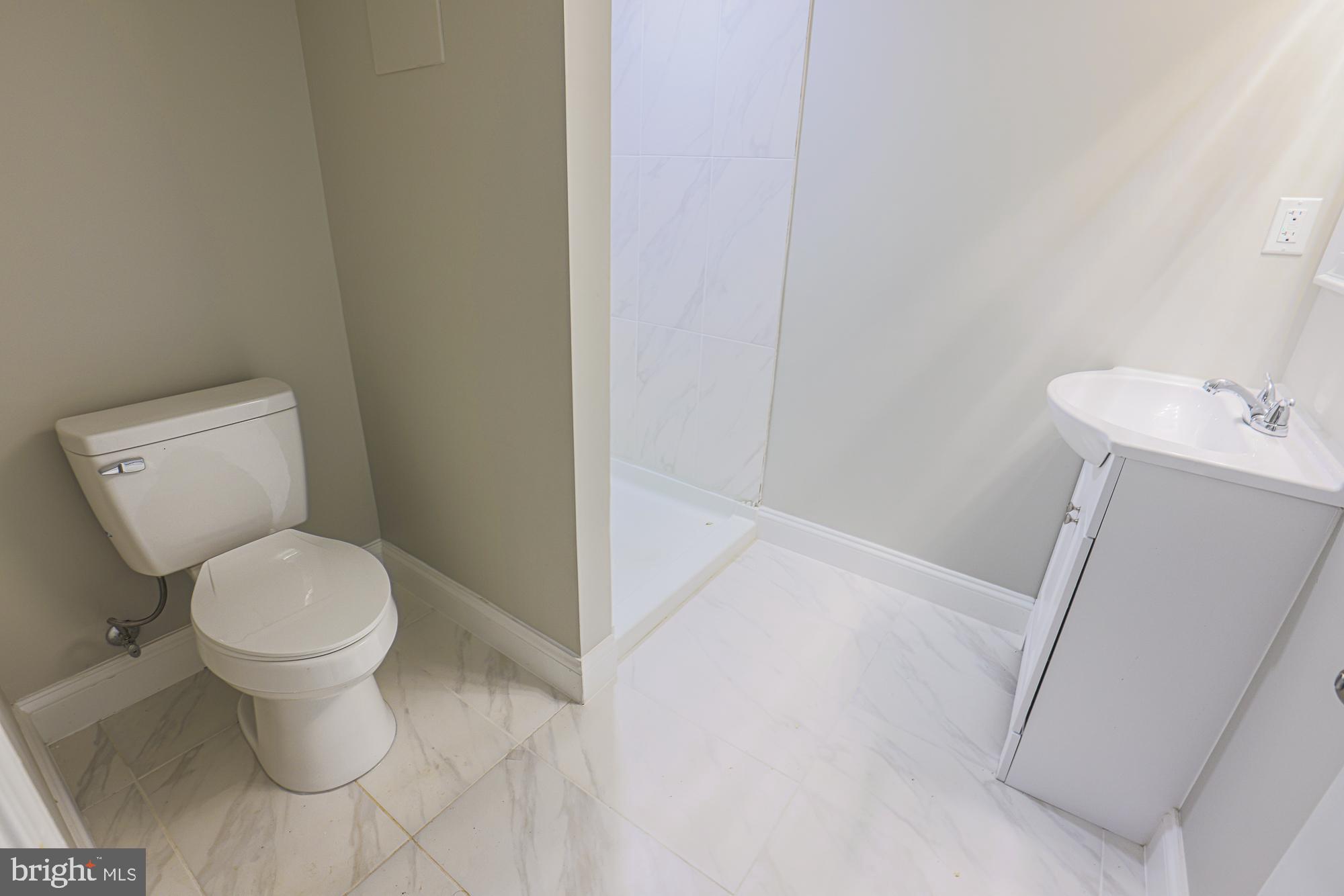 WINDSOR HILLS - Residential