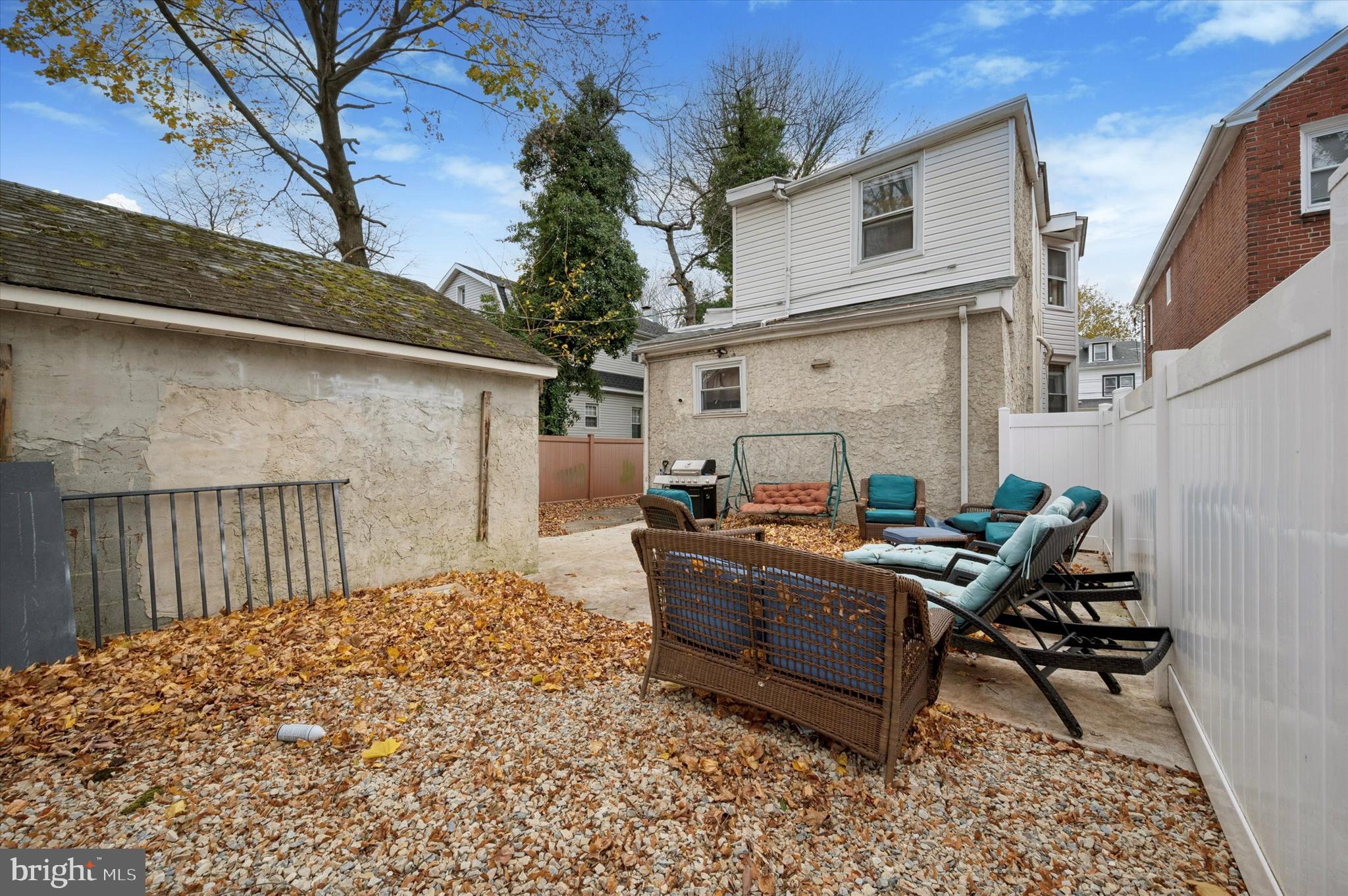 YEADON - Residential