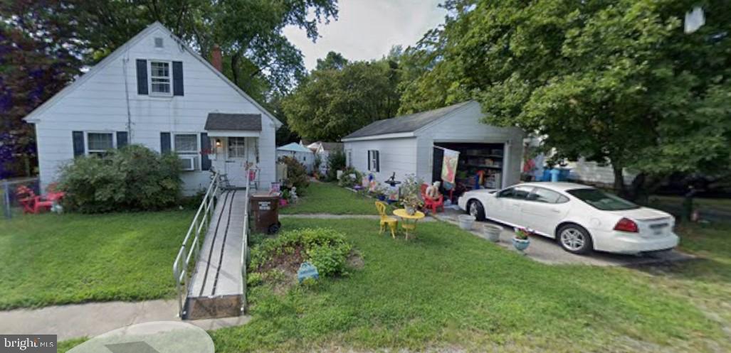 LAKEWOOD - Residential