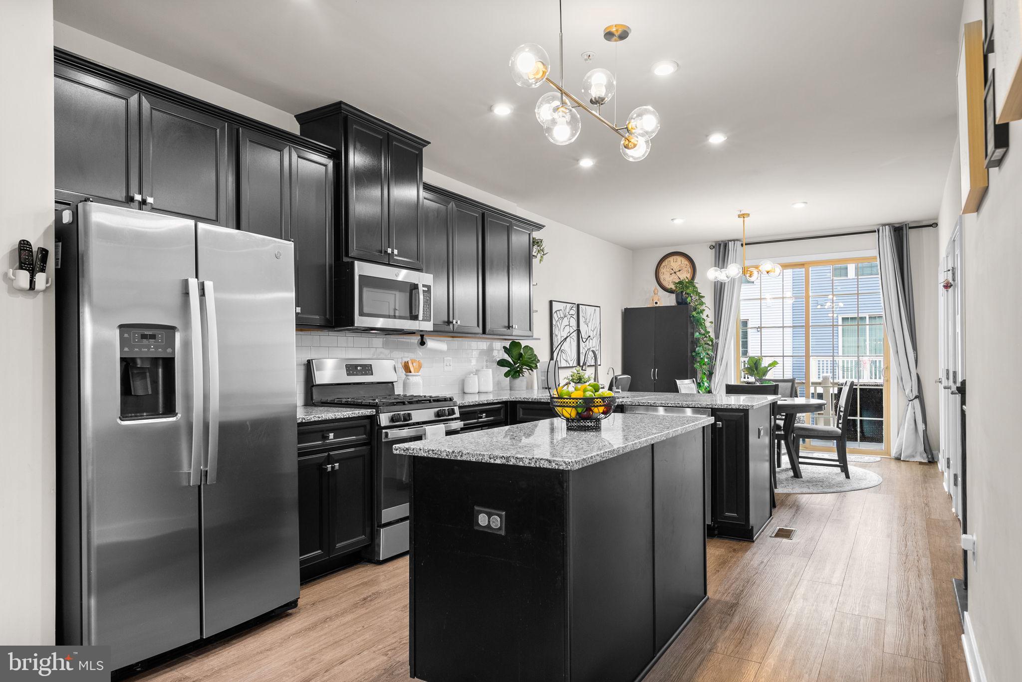 MONTGOMERY VILLAGE - Residential