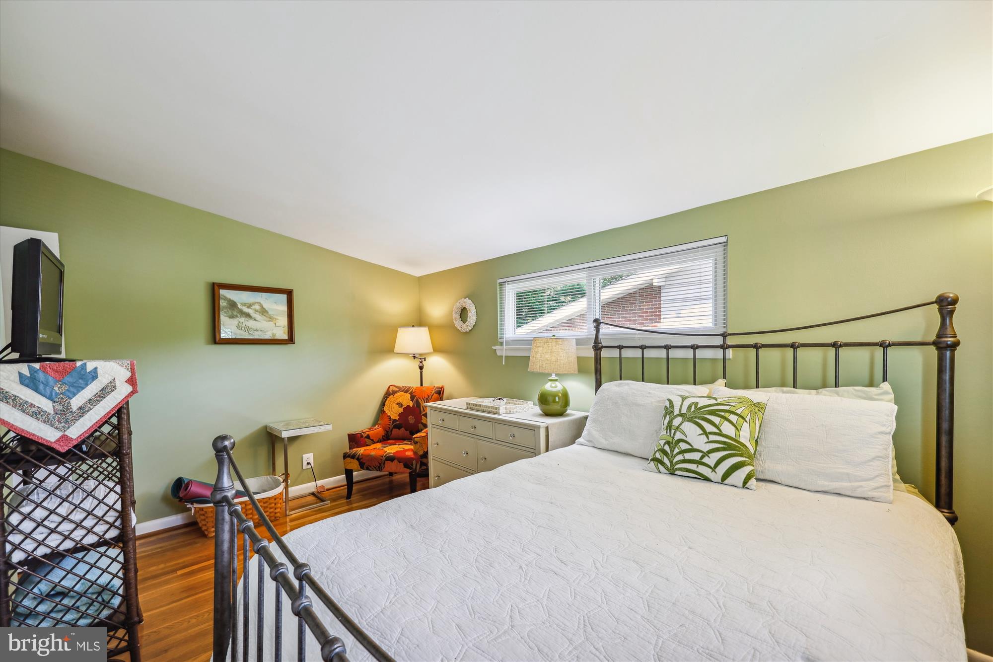 KEMP MILL ESTATES - Residential