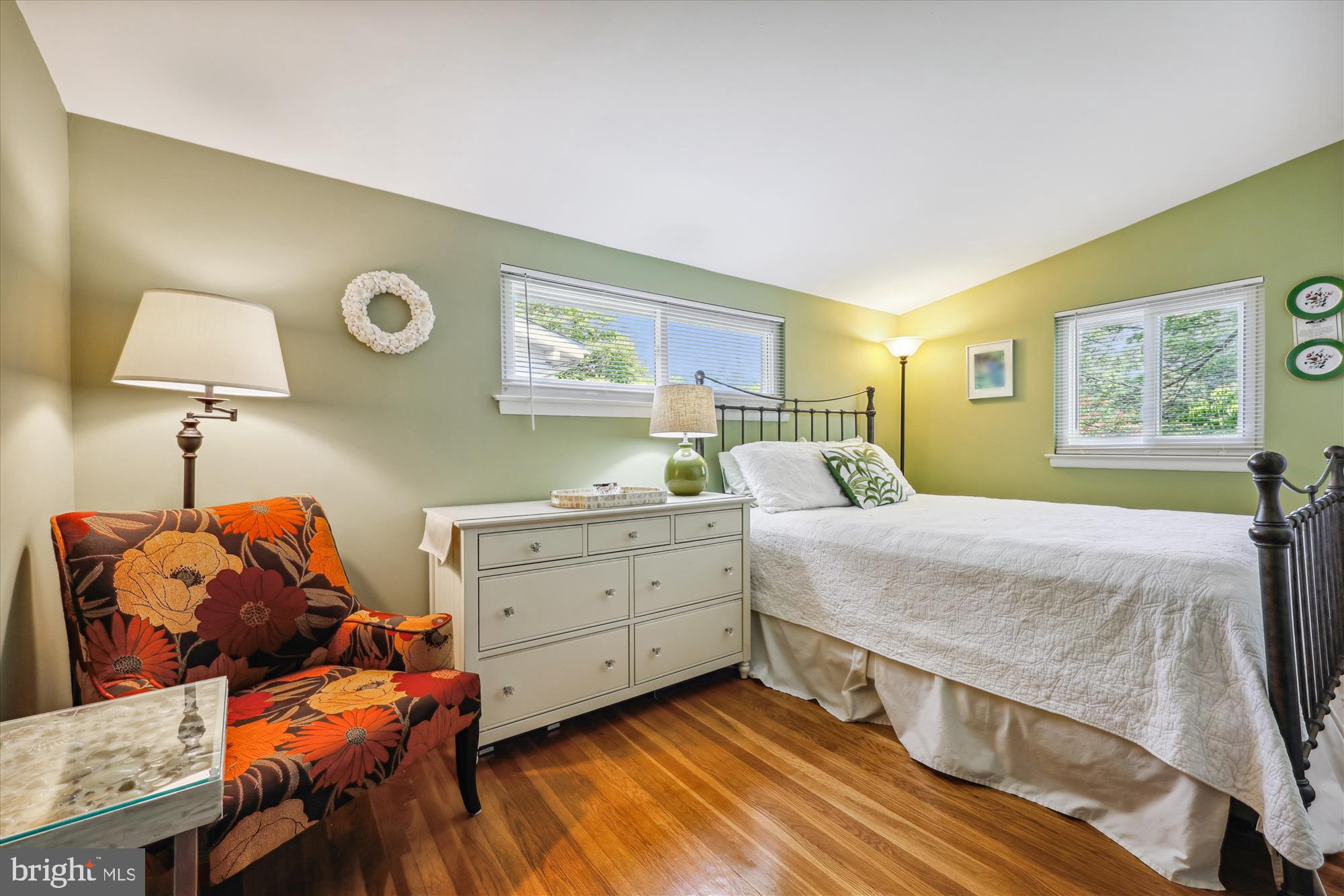 KEMP MILL ESTATES - Residential