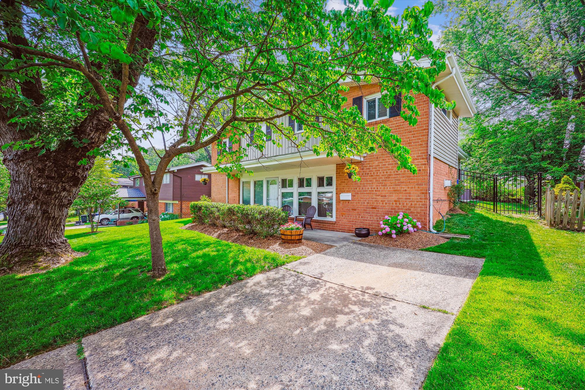 KEMP MILL ESTATES - Residential