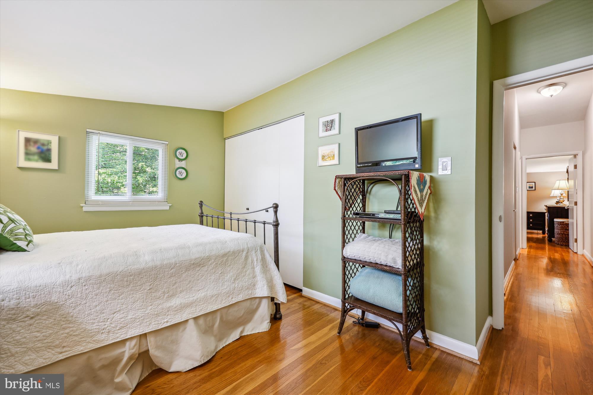 KEMP MILL ESTATES - Residential