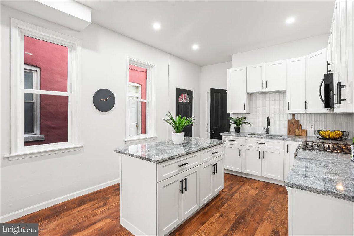 CABBAGE HILL - Residential