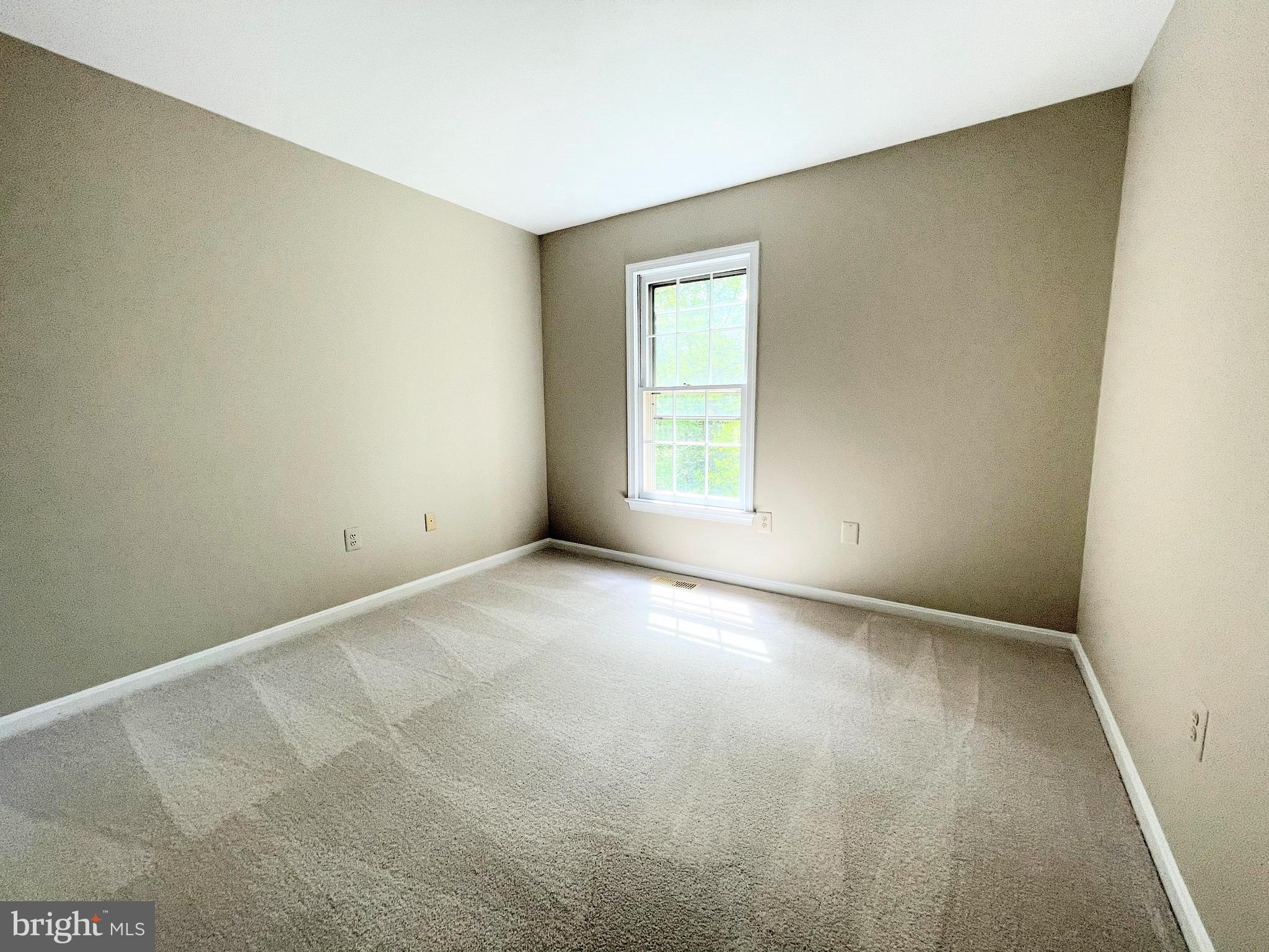 RESTON - Residential Lease