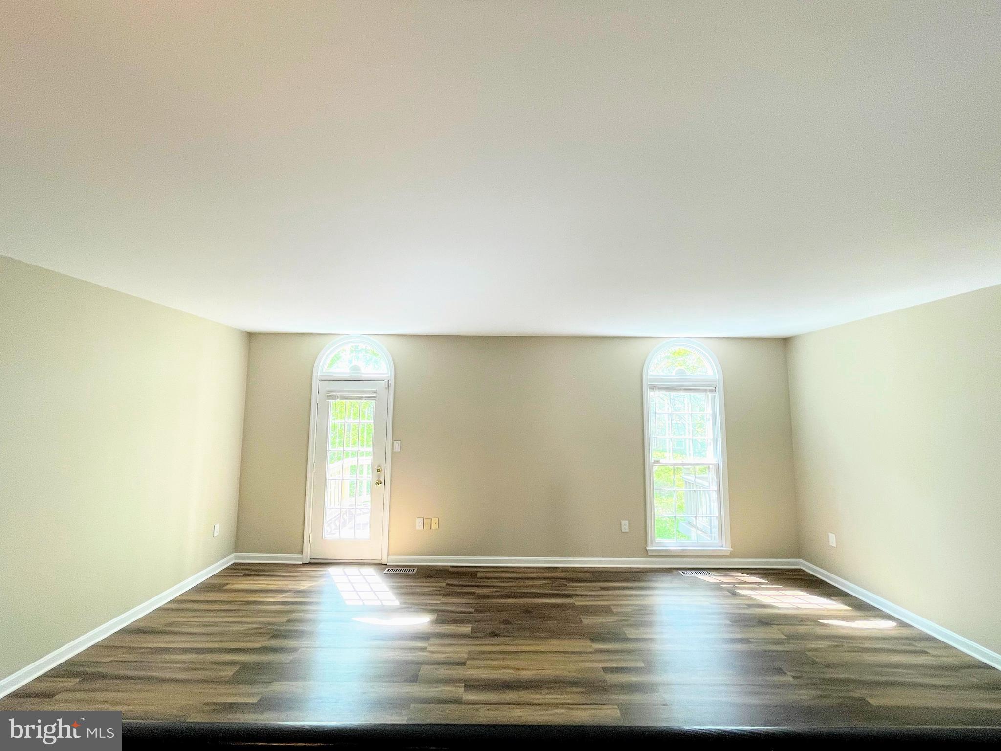 RESTON - Residential Lease