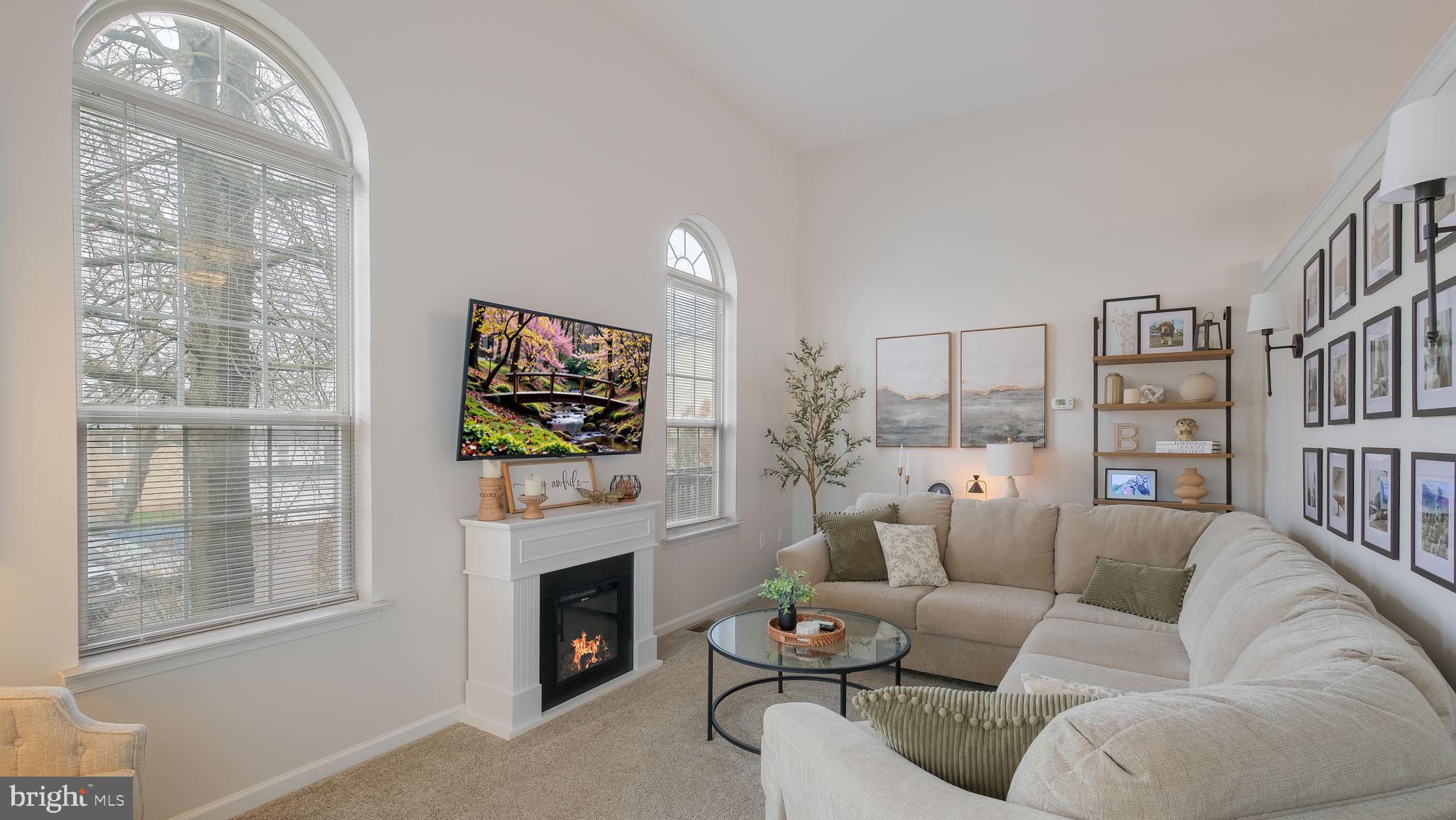 NOBLE OAKS - Residential