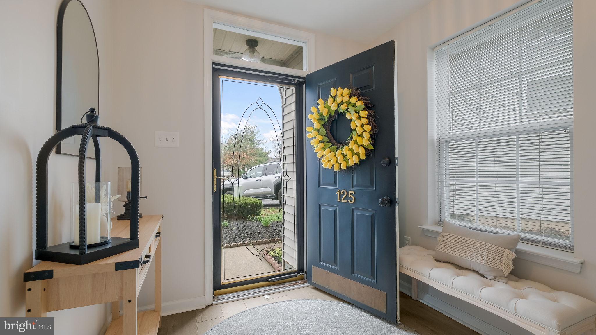 NOBLE OAKS - Residential