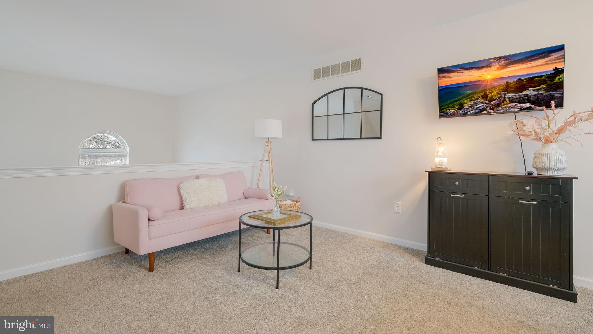 NOBLE OAKS - Residential