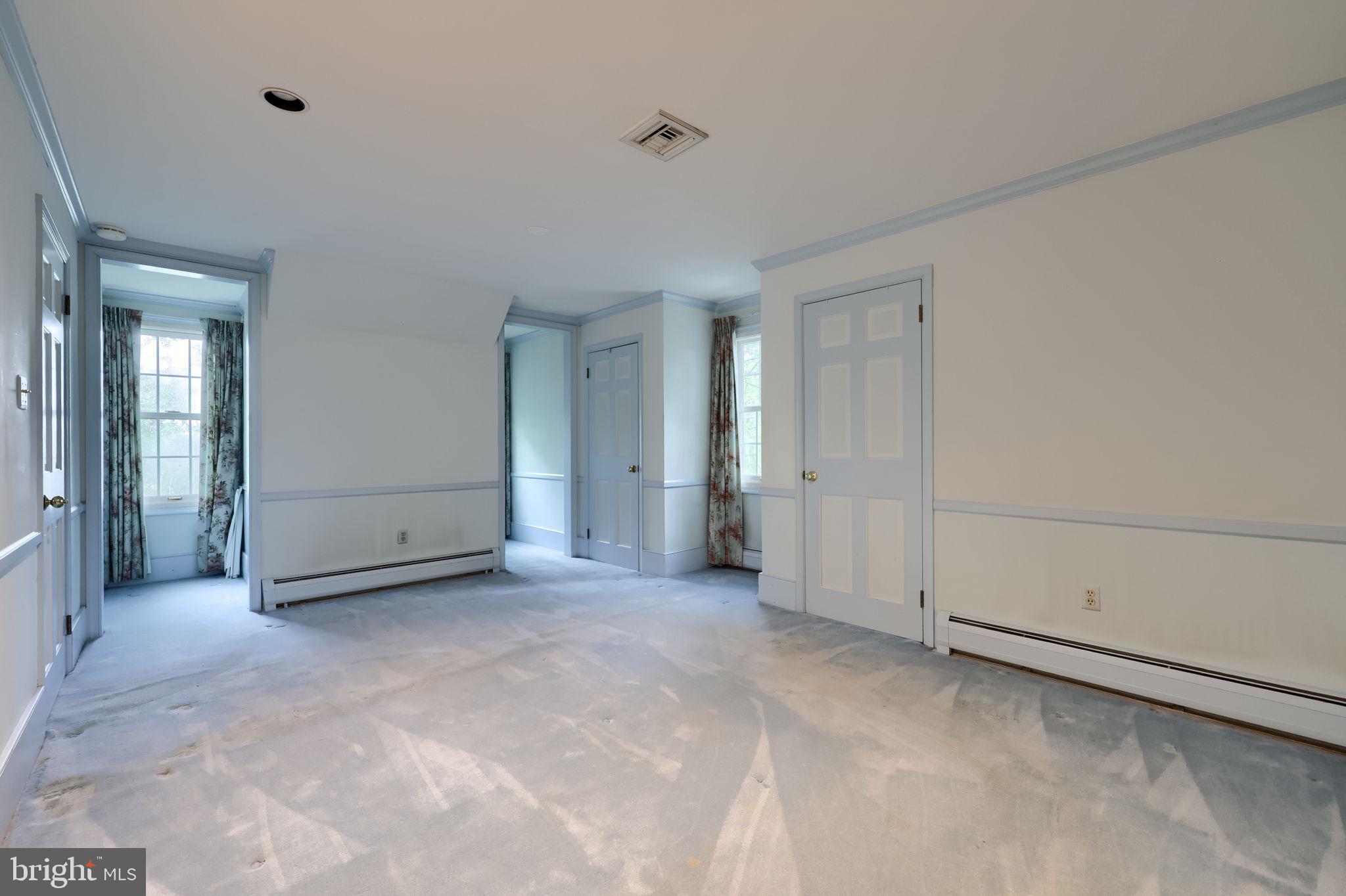 WINDSOR TWP - Residential