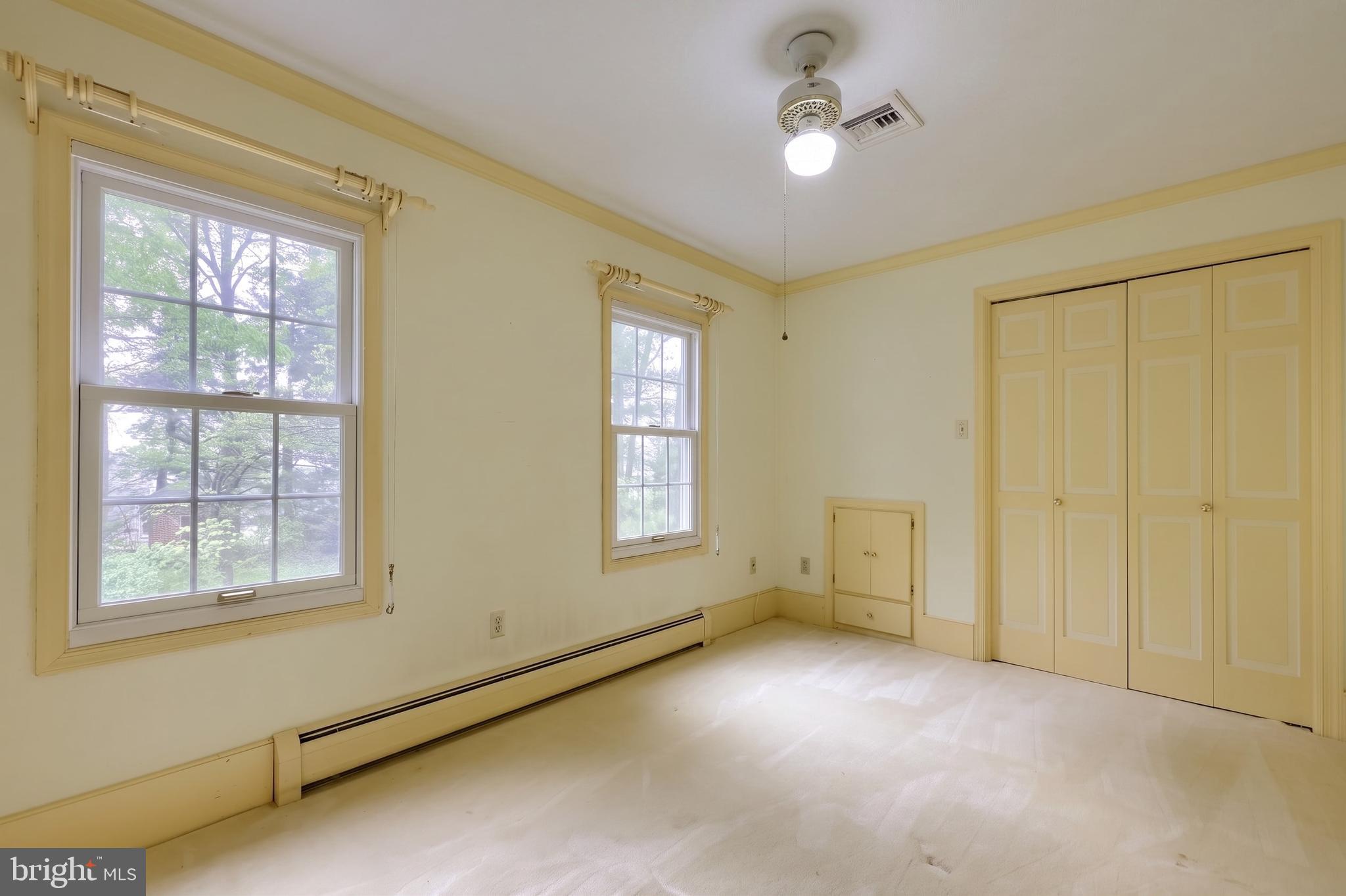 WINDSOR TWP - Residential