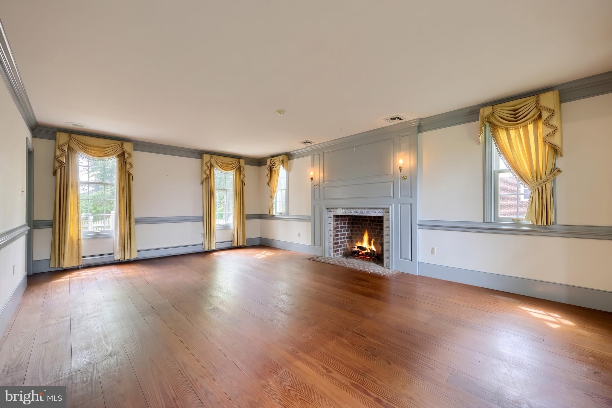 WINDSOR TWP - Residential