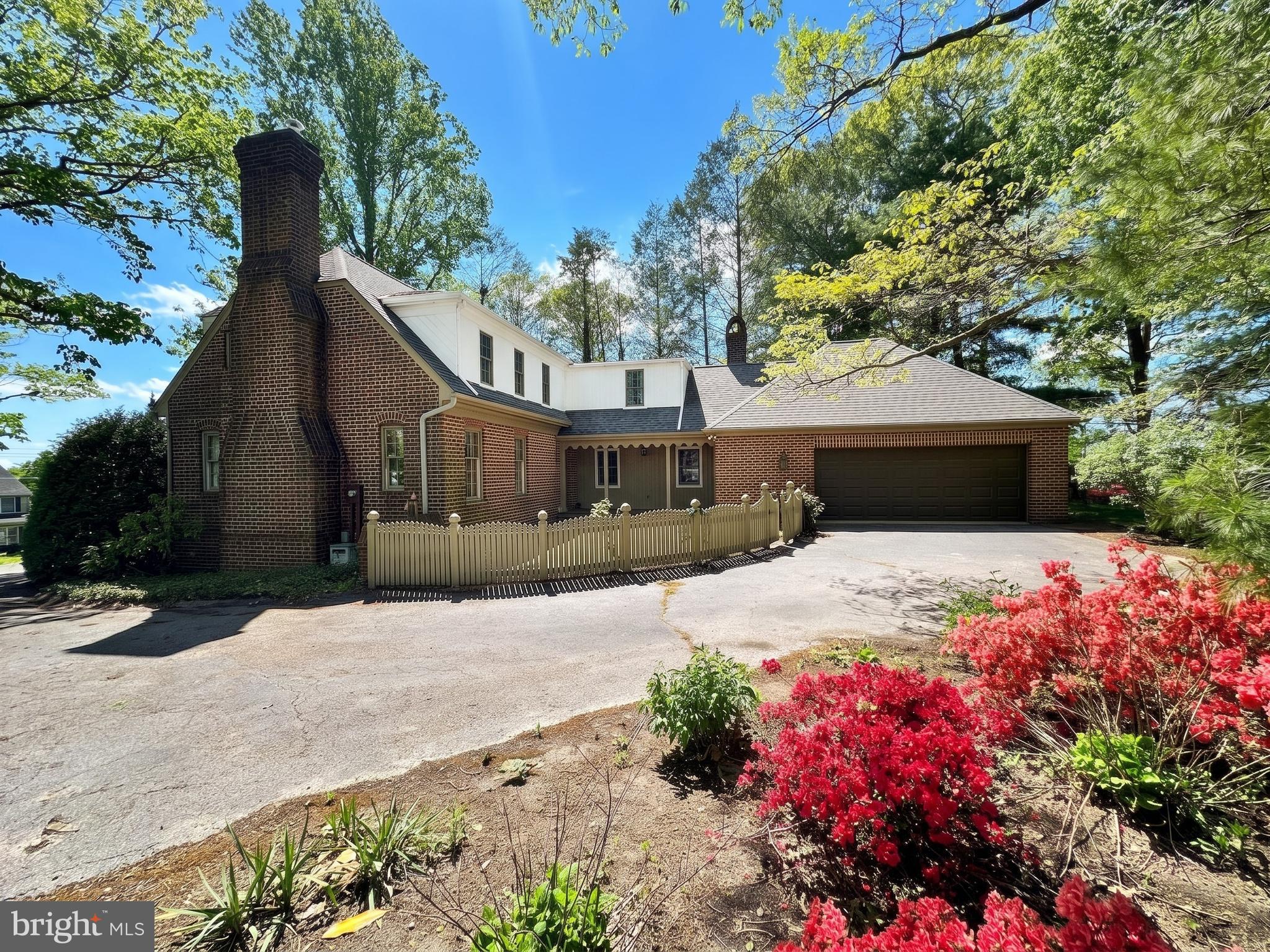WINDSOR TWP - Residential