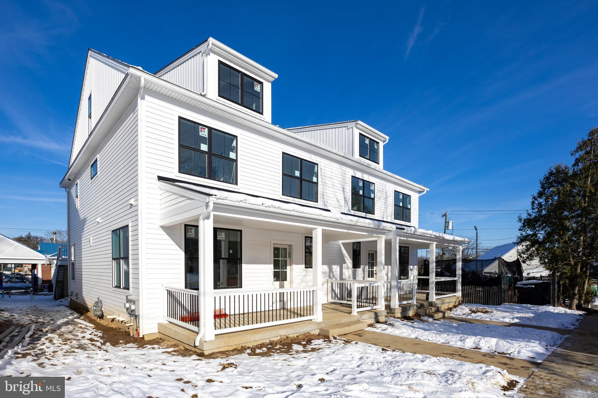 453 E FRANKLIN STREET TWIN