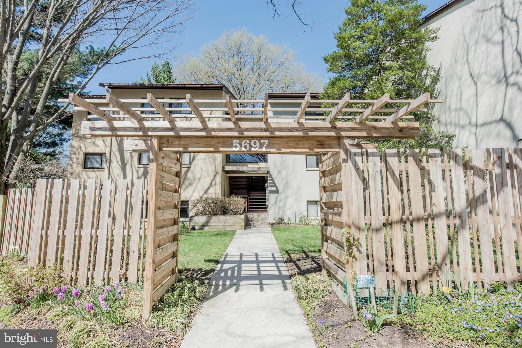 HARPERS FARM - Residential