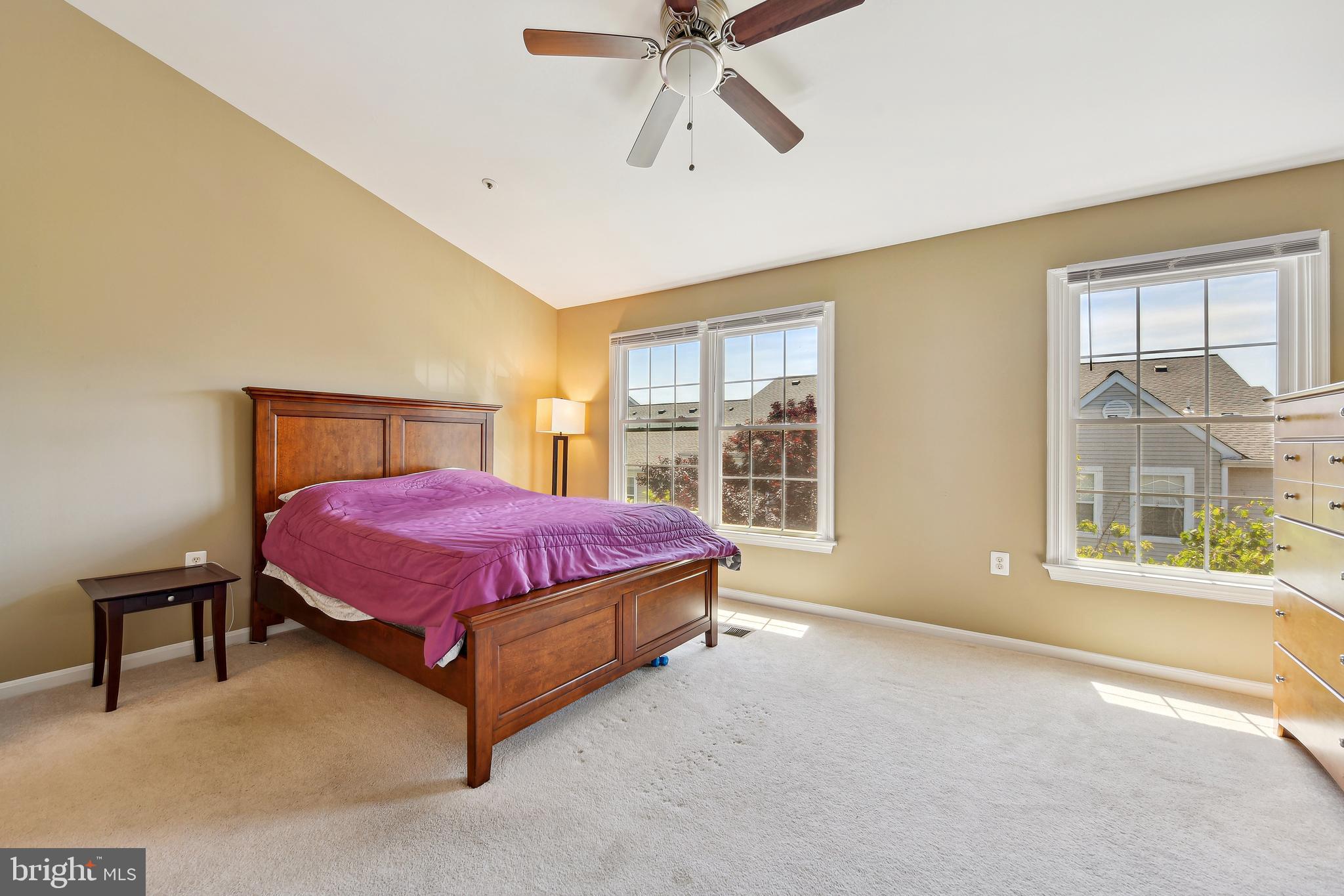 JACKSONS RIDGE CONDOS - Residential