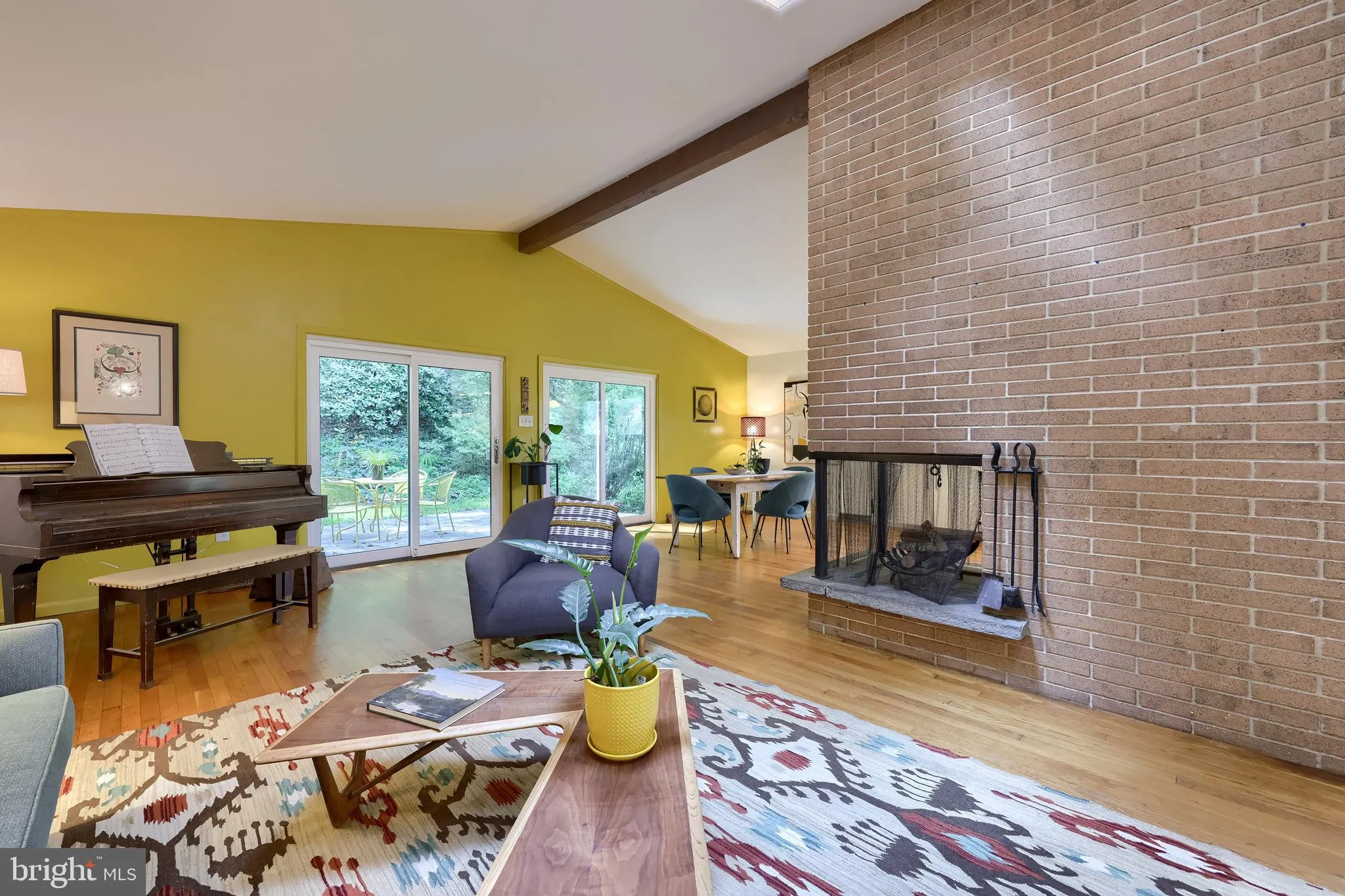 Lancaster, Pennsylvania 17601, United States, 4 Bedrooms Bedrooms, ,2 BathroomsBathrooms,Residential,Pending,206521