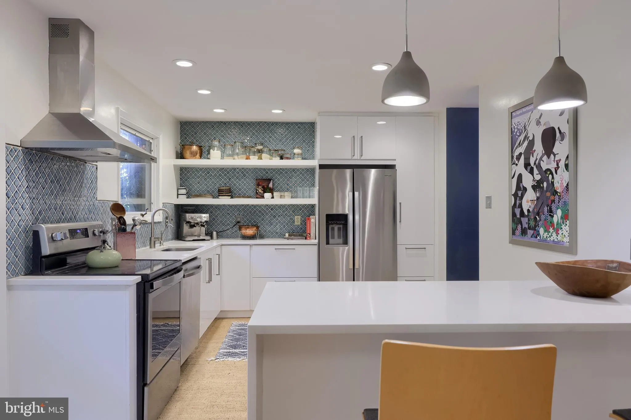 Lancaster, Pennsylvania 17601, United States, 4 Bedrooms Bedrooms, ,2 BathroomsBathrooms,Residential,Pending,206521