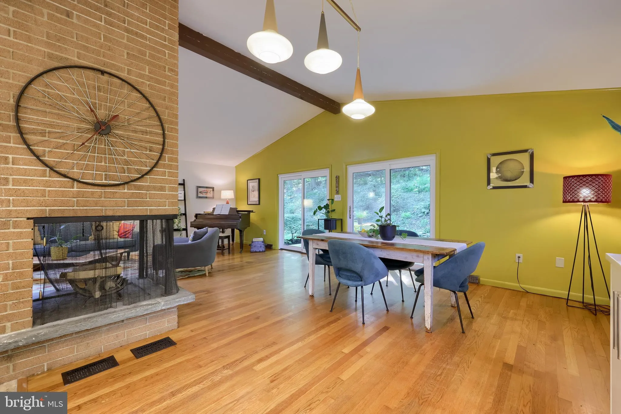 Lancaster, Pennsylvania 17601, United States, 4 Bedrooms Bedrooms, ,2 BathroomsBathrooms,Residential,Pending,206521