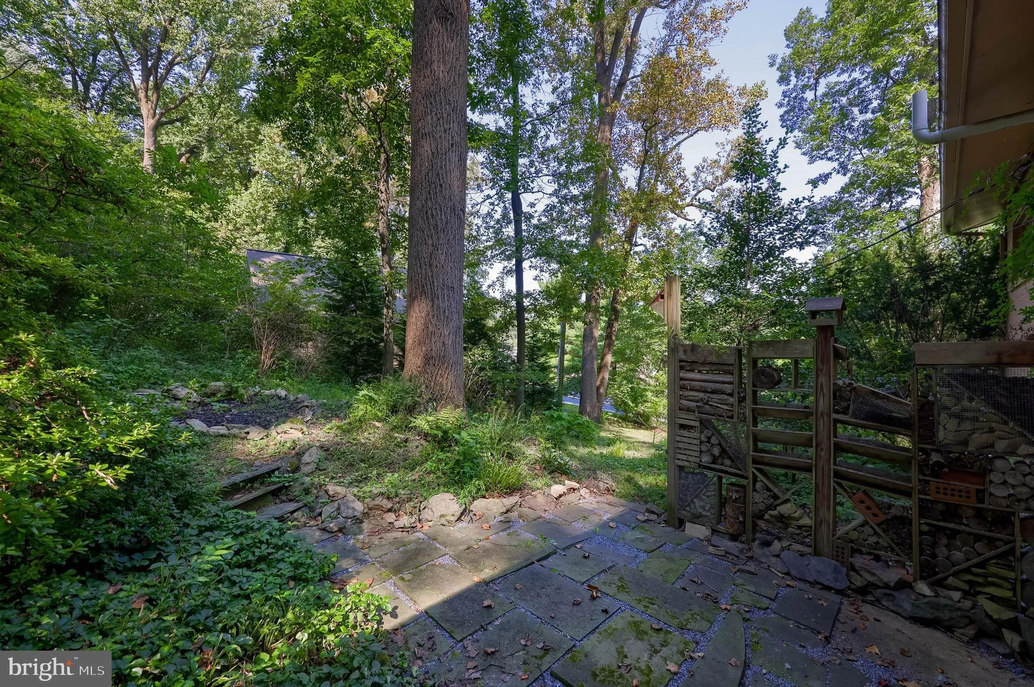 Lancaster, Pennsylvania 17601, United States, 4 Bedrooms Bedrooms, ,2 BathroomsBathrooms,Residential,Pending,206521