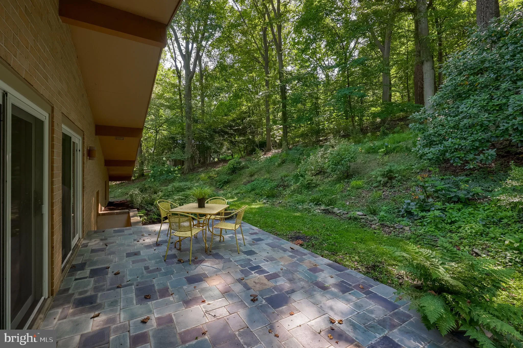 Lancaster, Pennsylvania 17601, United States, 4 Bedrooms Bedrooms, ,2 BathroomsBathrooms,Residential,Pending,206521