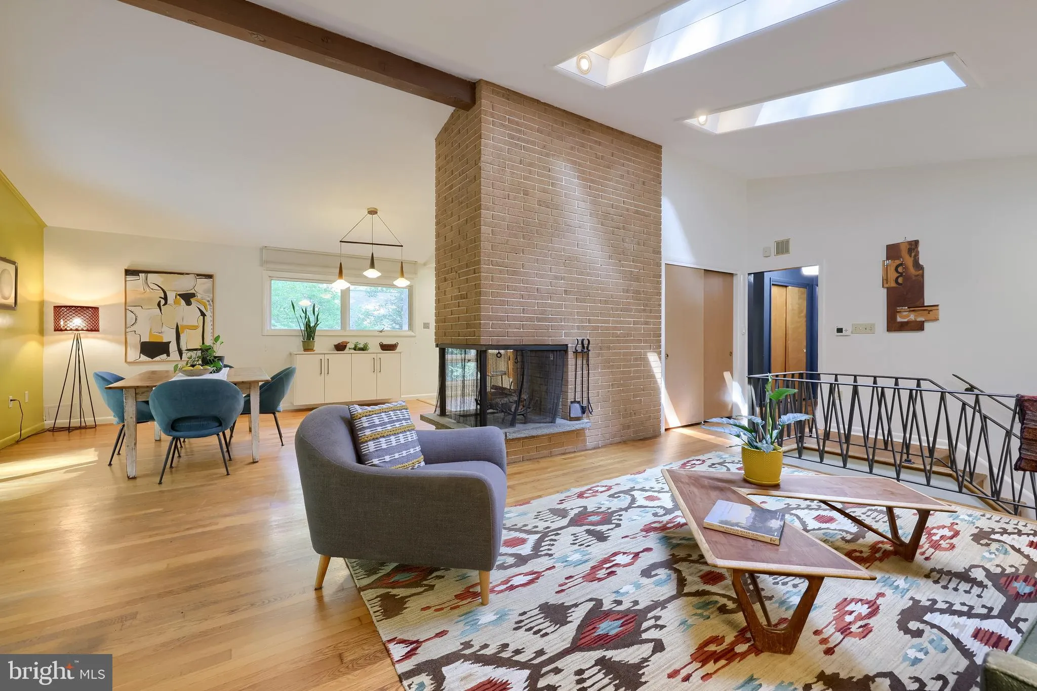 Lancaster, Pennsylvania 17601, United States, 4 Bedrooms Bedrooms, ,2 BathroomsBathrooms,Residential,Pending,206521