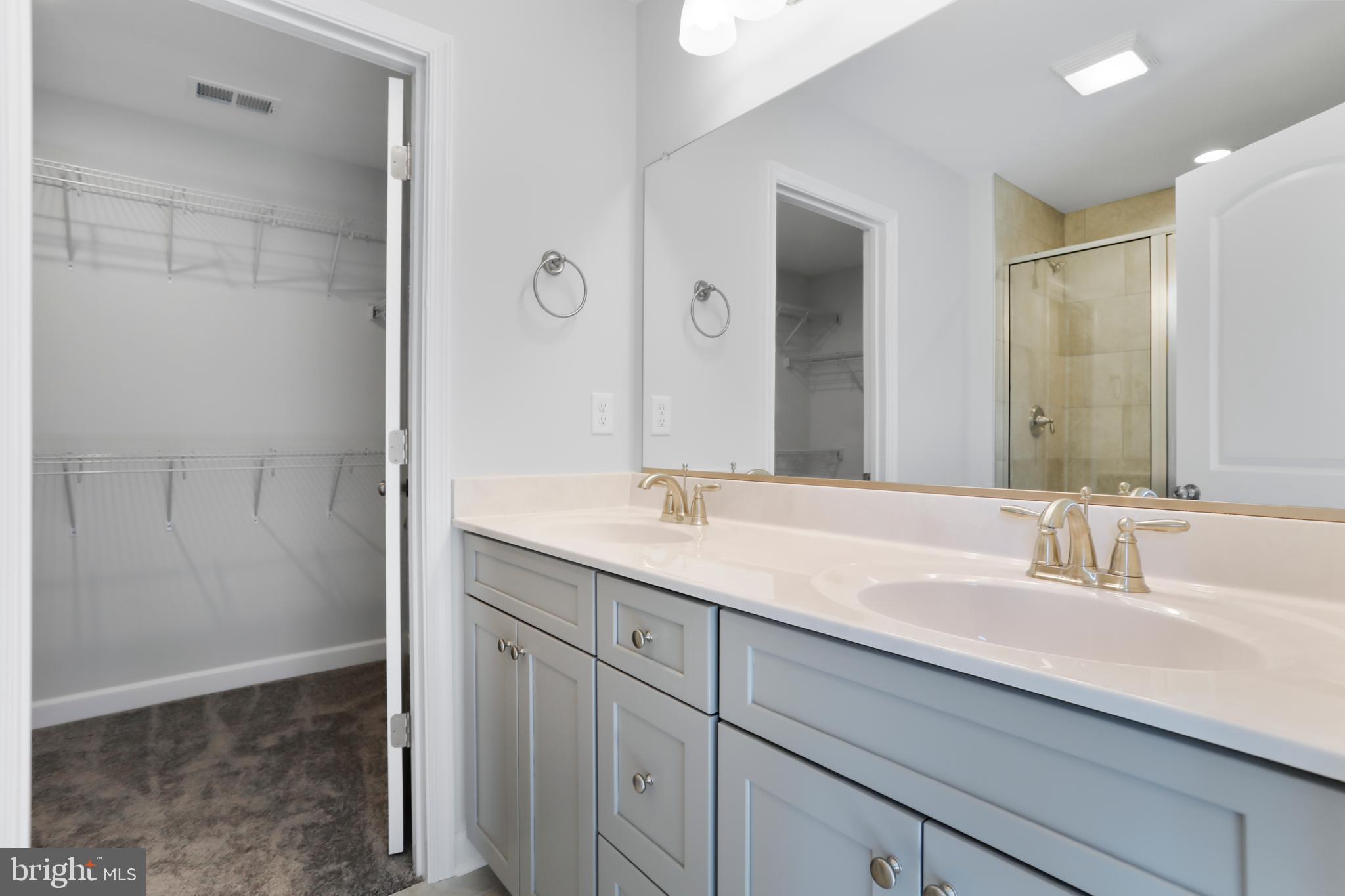 CAREFREE ACRES - Residential