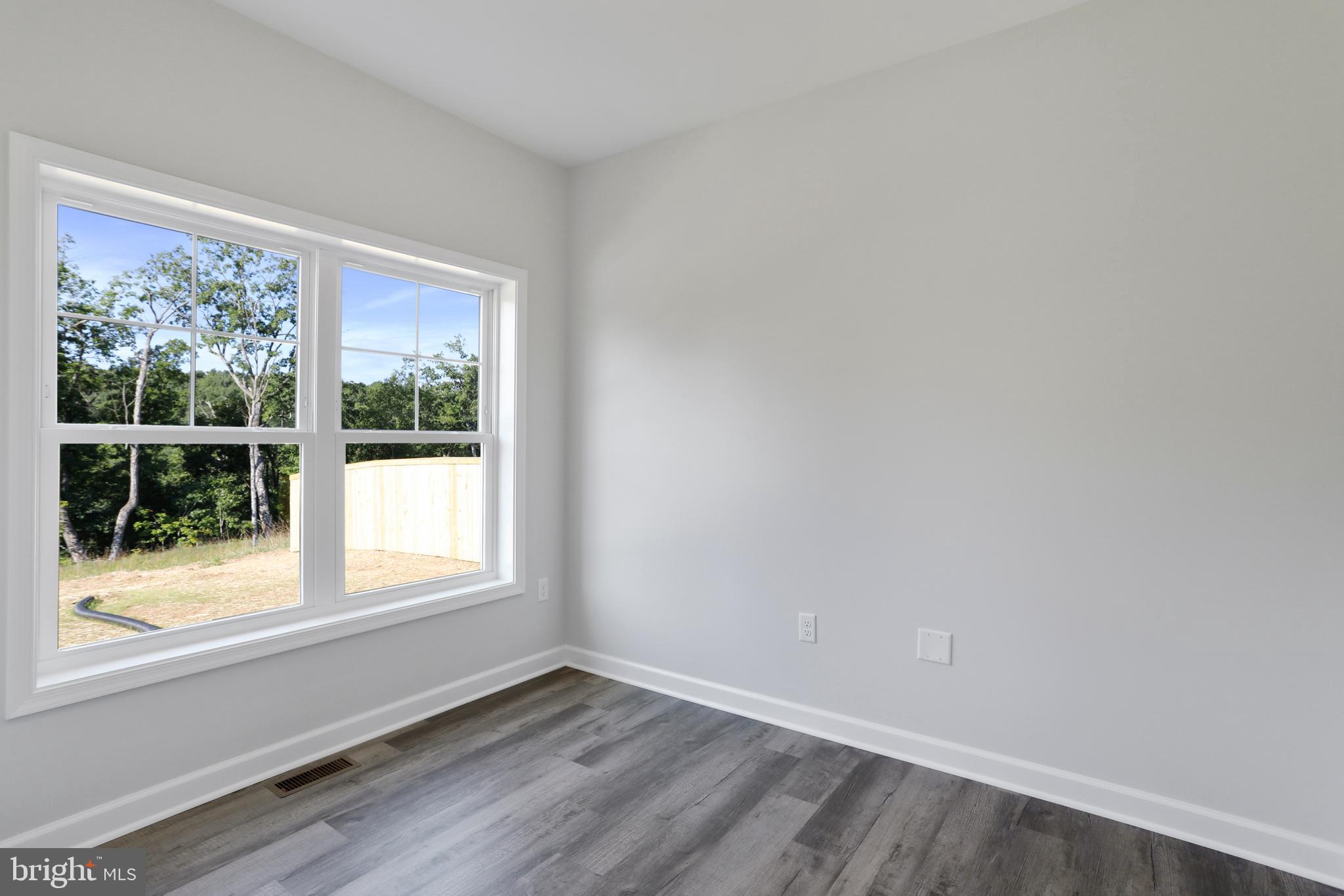 CAREFREE ACRES - Residential