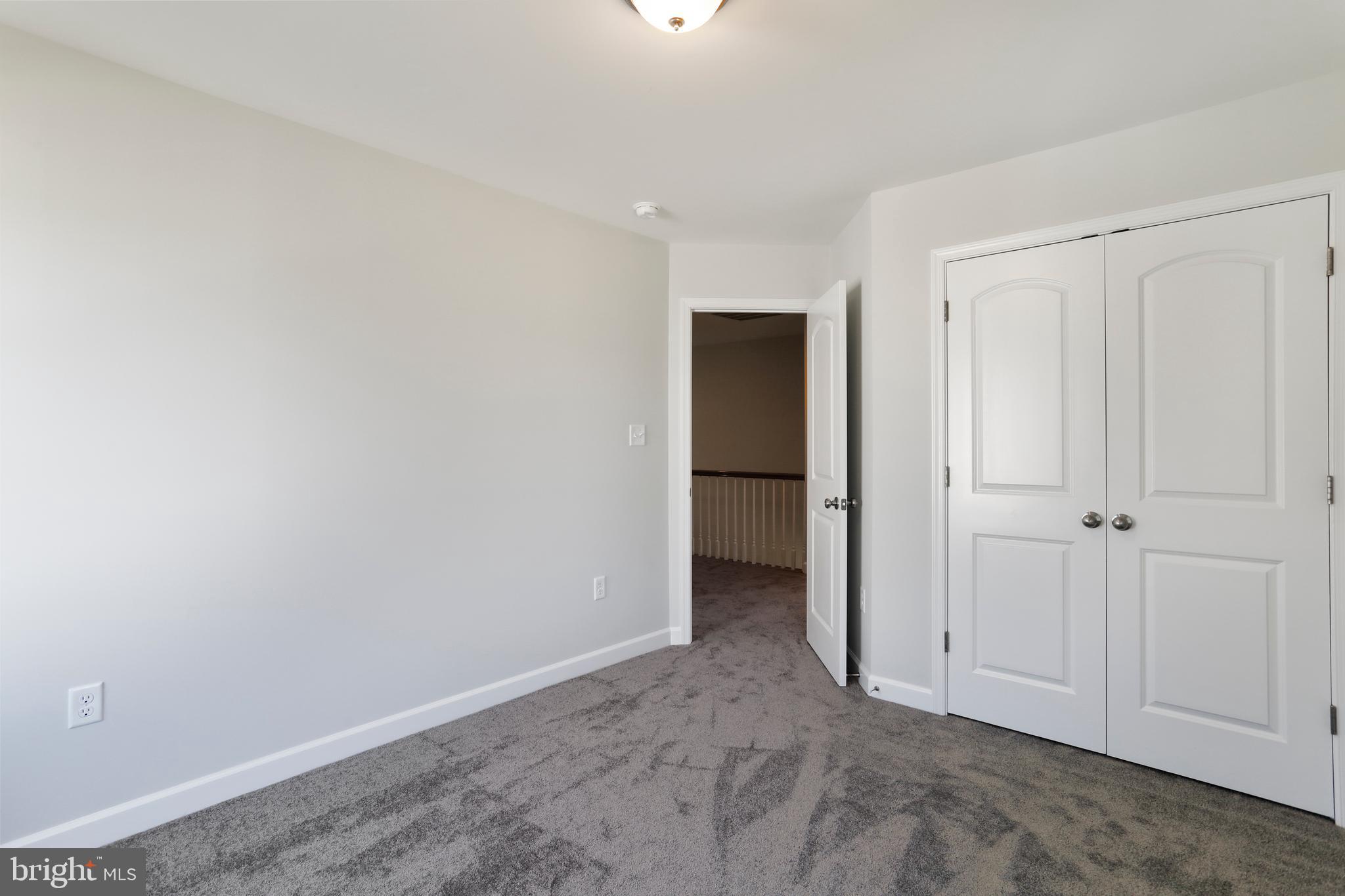 CAREFREE ACRES - Residential