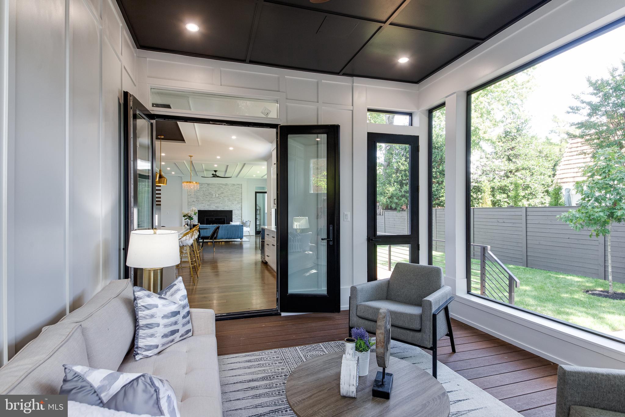 ARLINGWOOD - Residential