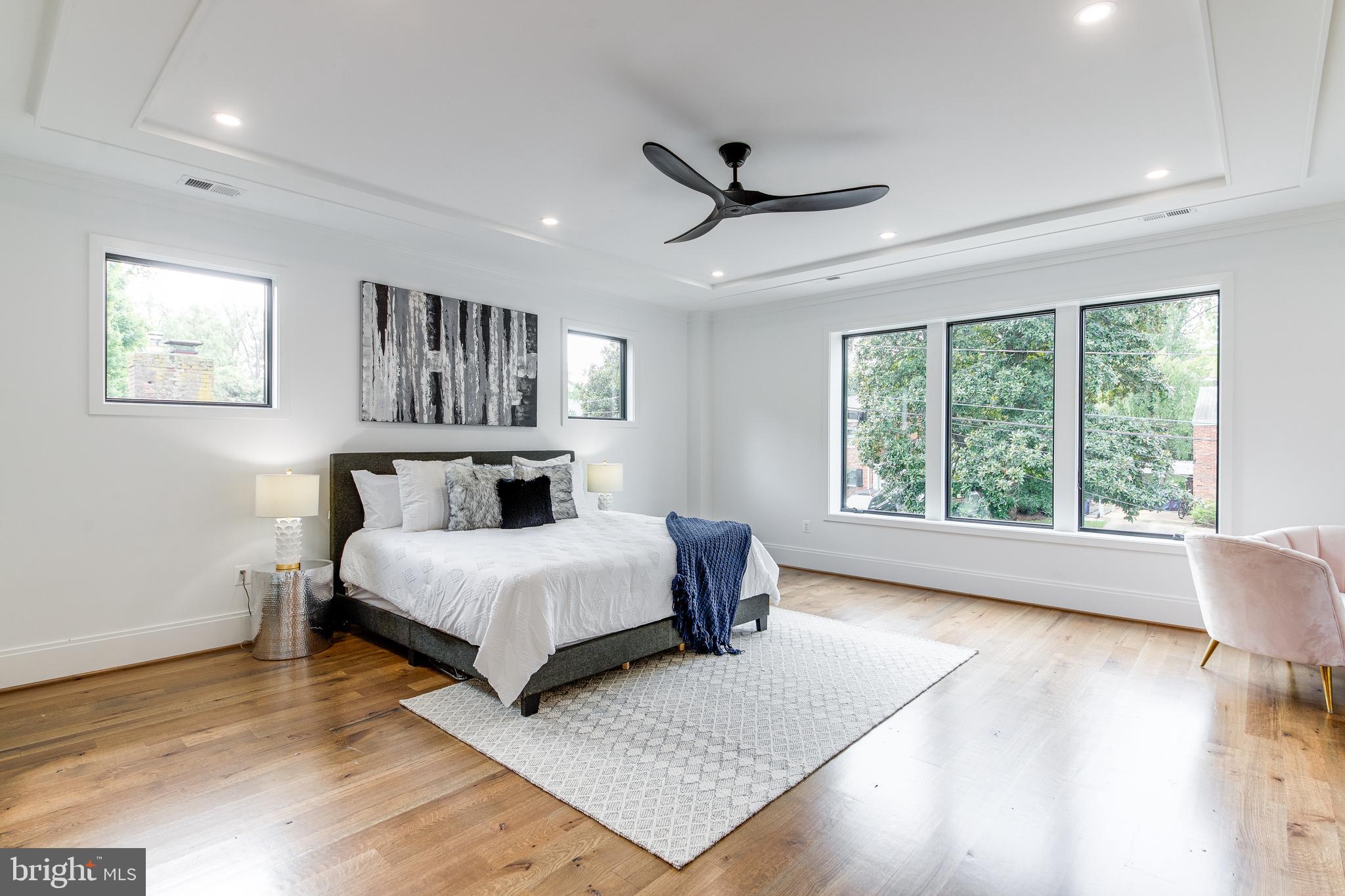 ARLINGWOOD - Residential