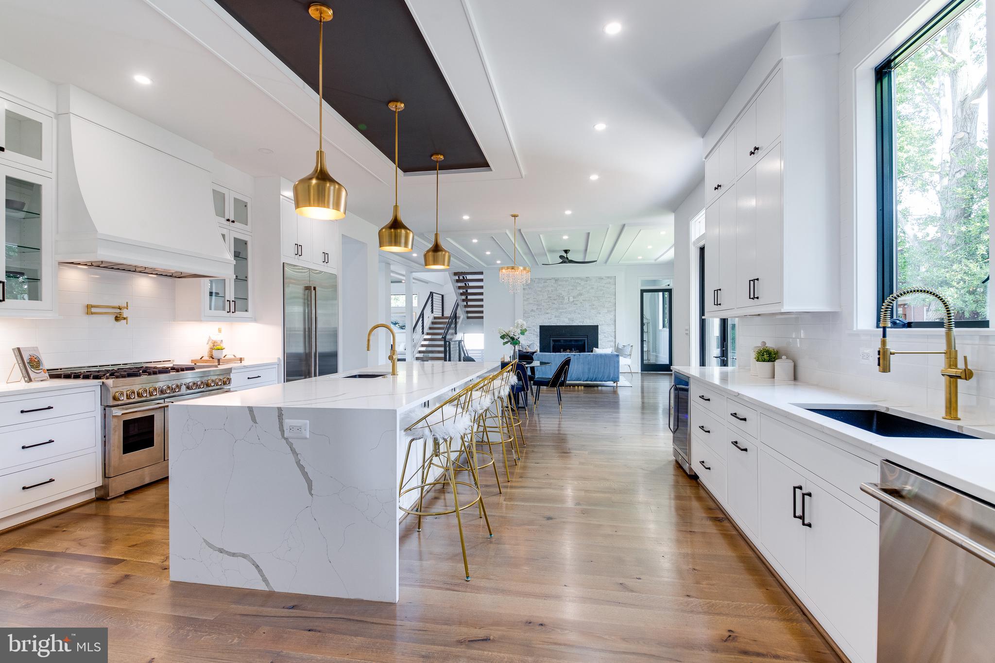 ARLINGWOOD - Residential