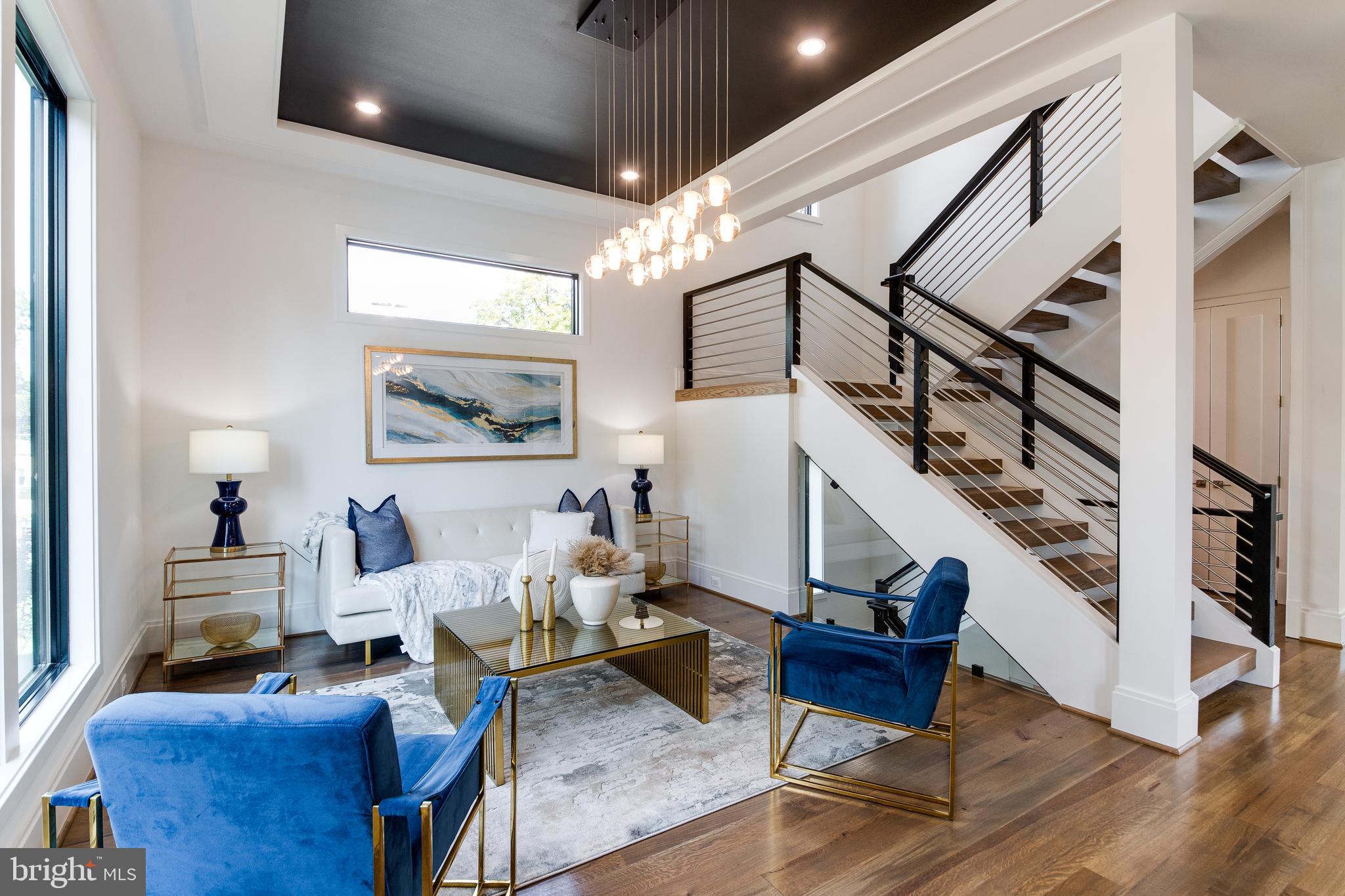 ARLINGWOOD - Residential